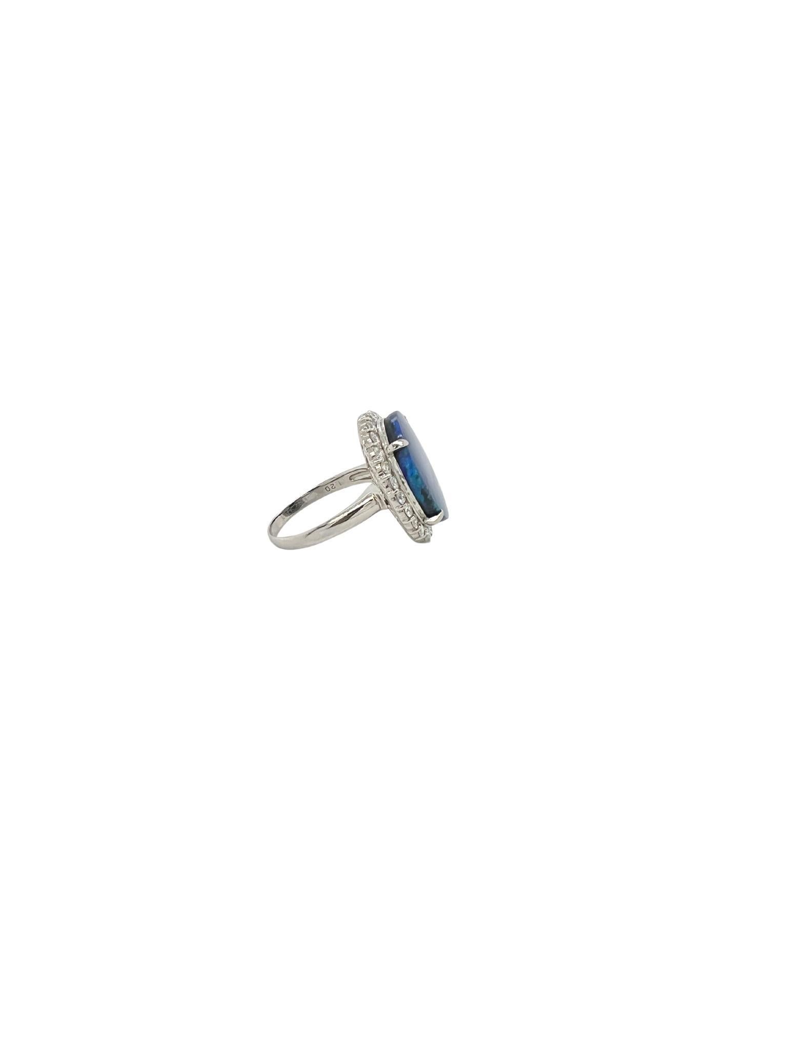 Opal und Diamant Platin Halo Ring im Zustand „Hervorragend“ im Angebot in New York, NY
