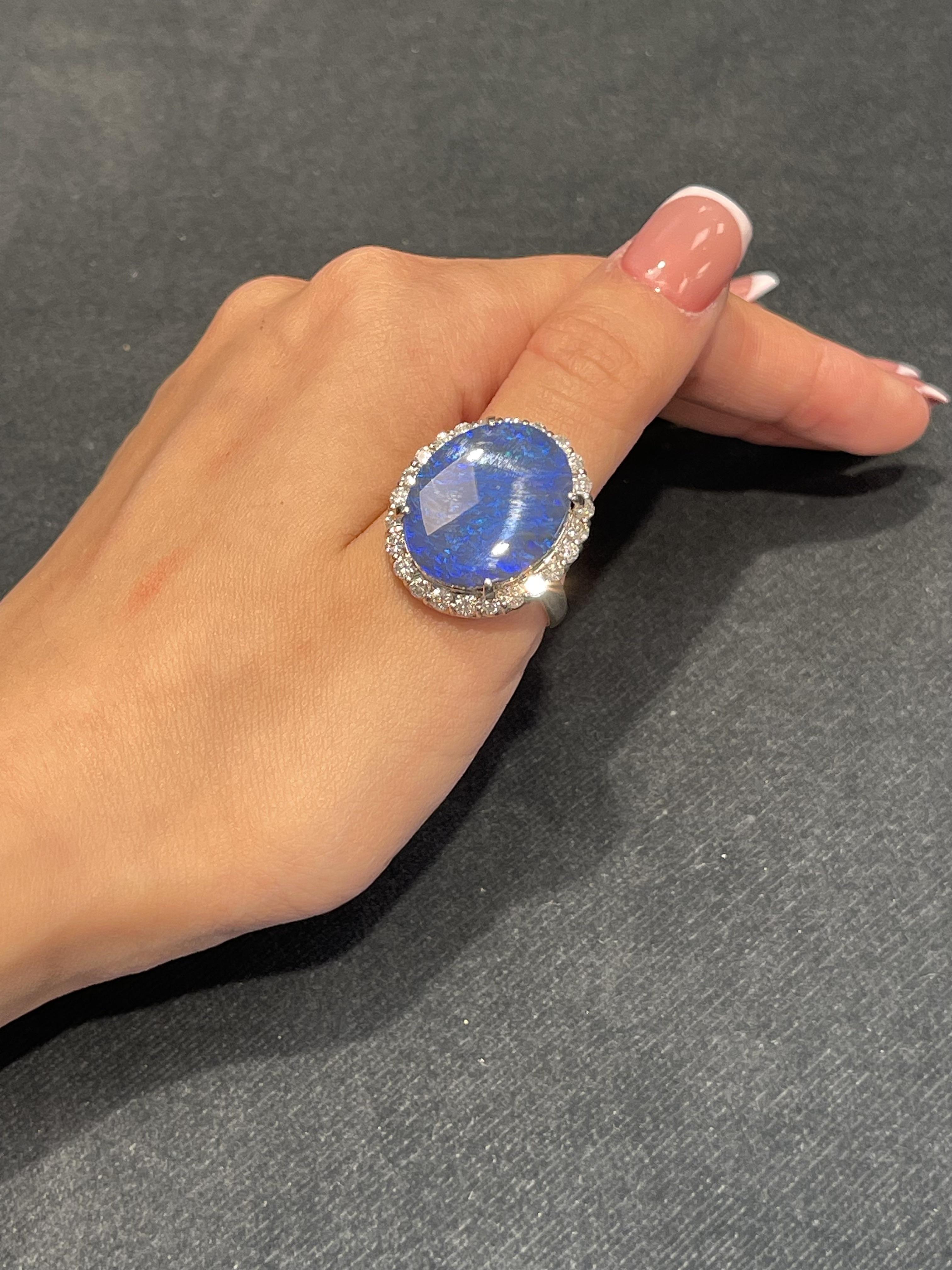 Opal und Diamant Platin Halo Ring im Angebot 2