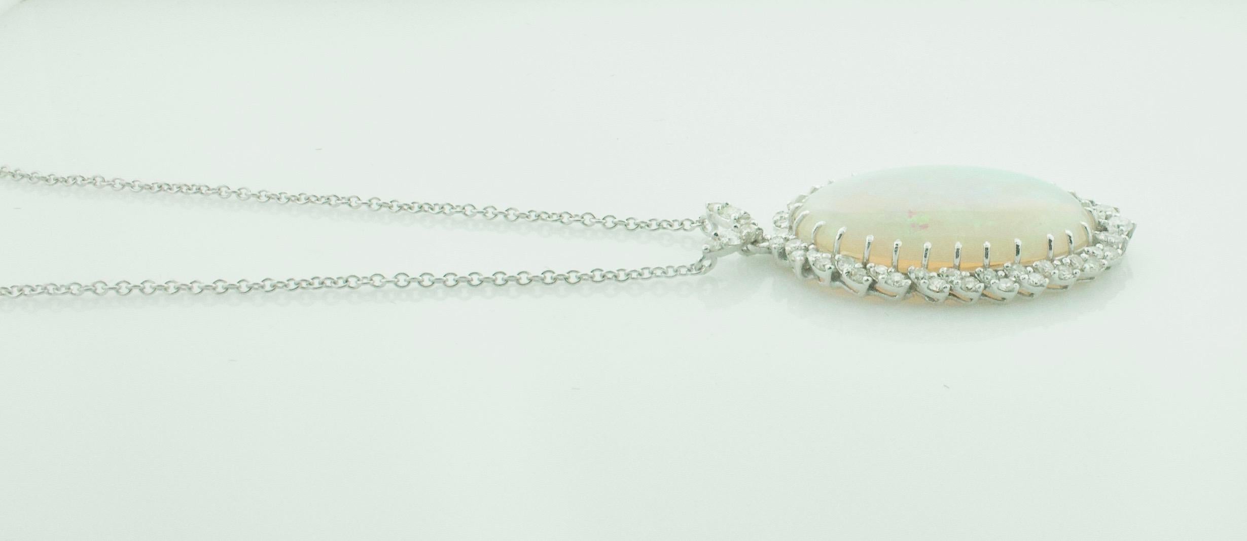 Opal and Diamond Vintage Necklace in 18k Gold Circa 1960's In Excellent Condition For Sale In Wailea, HI