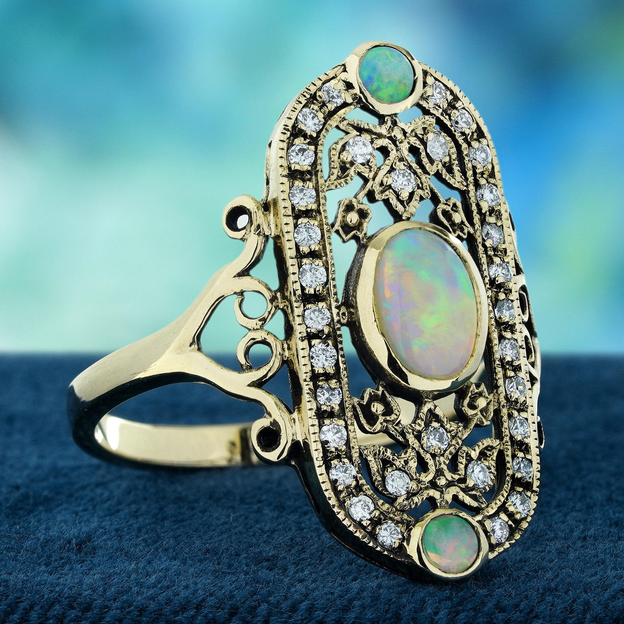 Opal and Diamond Vintage Style Cocktail Ring in Solid 14K Yellow Gold Eduardiano en venta