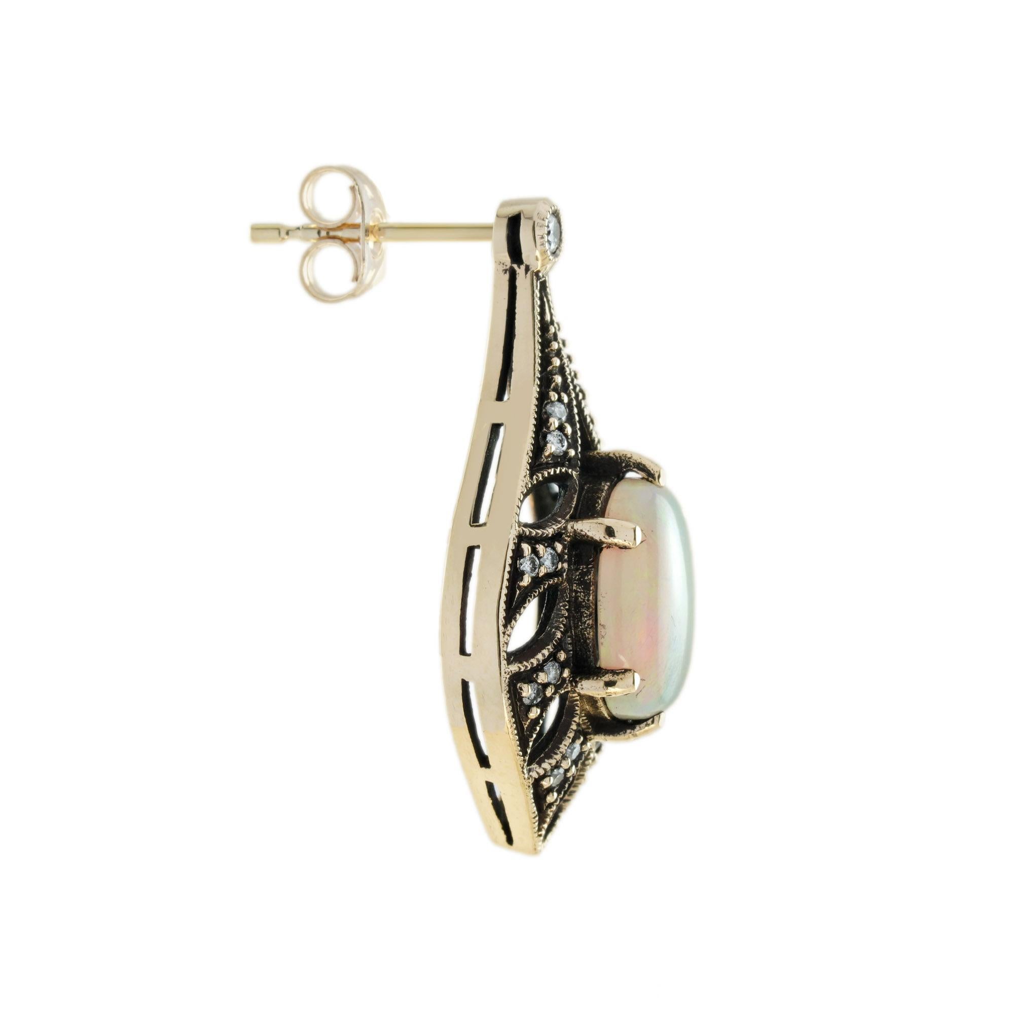 Opal und Diamant Vintage-Ohrringe im Vintage-Stil in Tropfenform aus 9K Gelbgold (Art déco) im Angebot