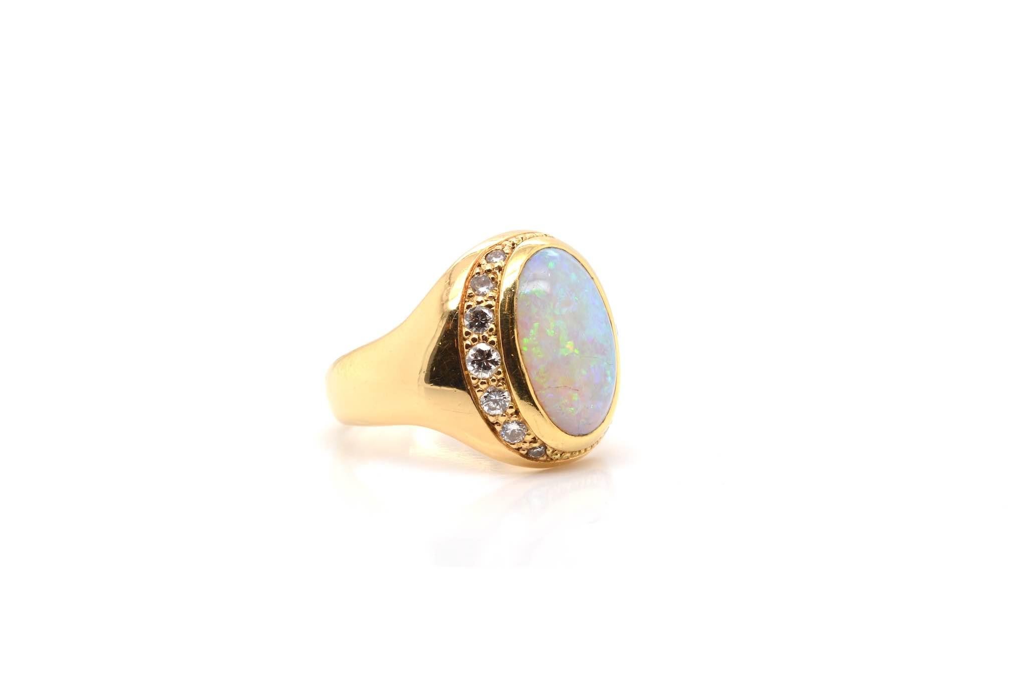 Cabochon Opal and diamonds ring in 18k yellow gold For Sale