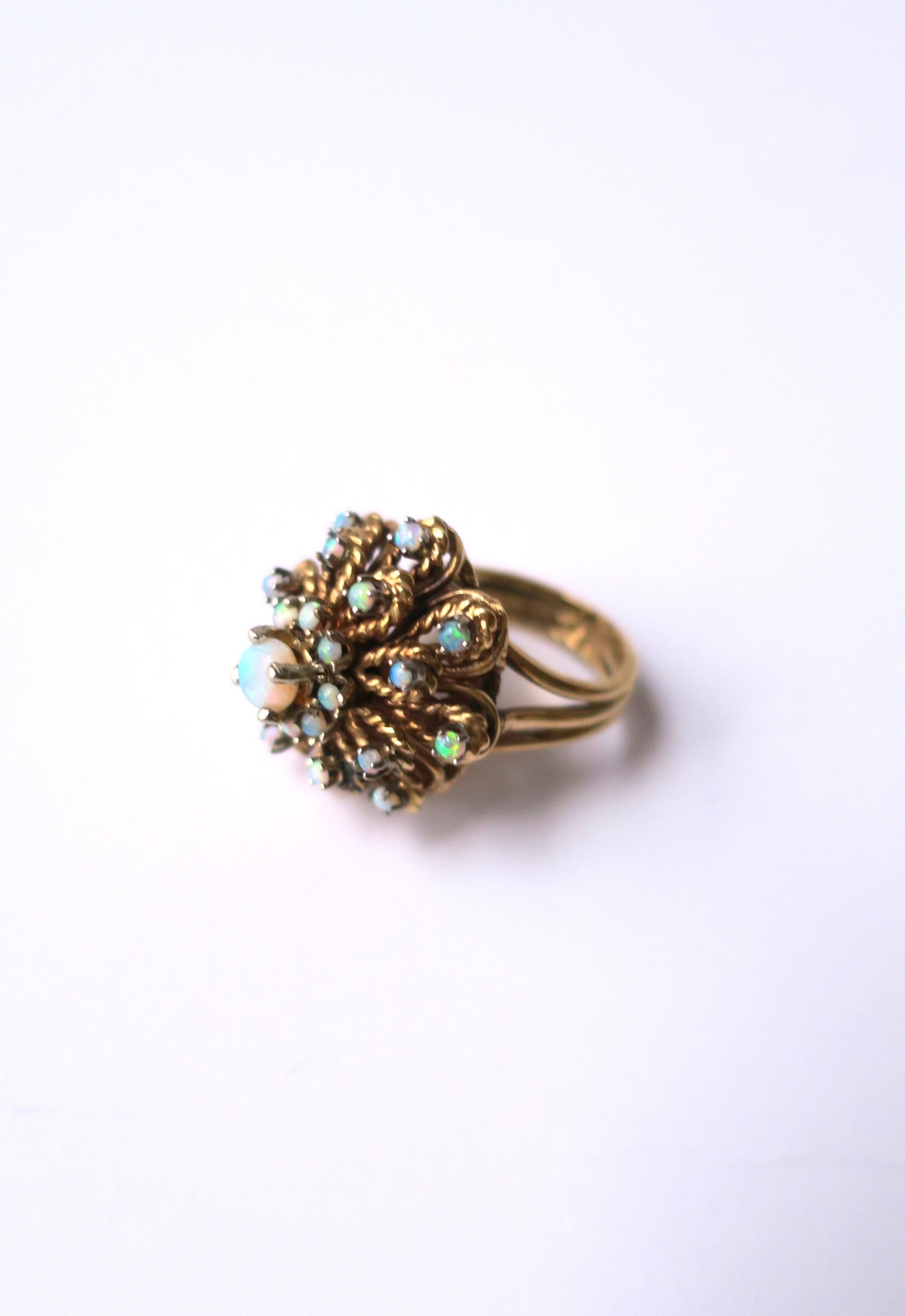 Opal- und Gold-Cluster-Cocktailring im Angebot 3