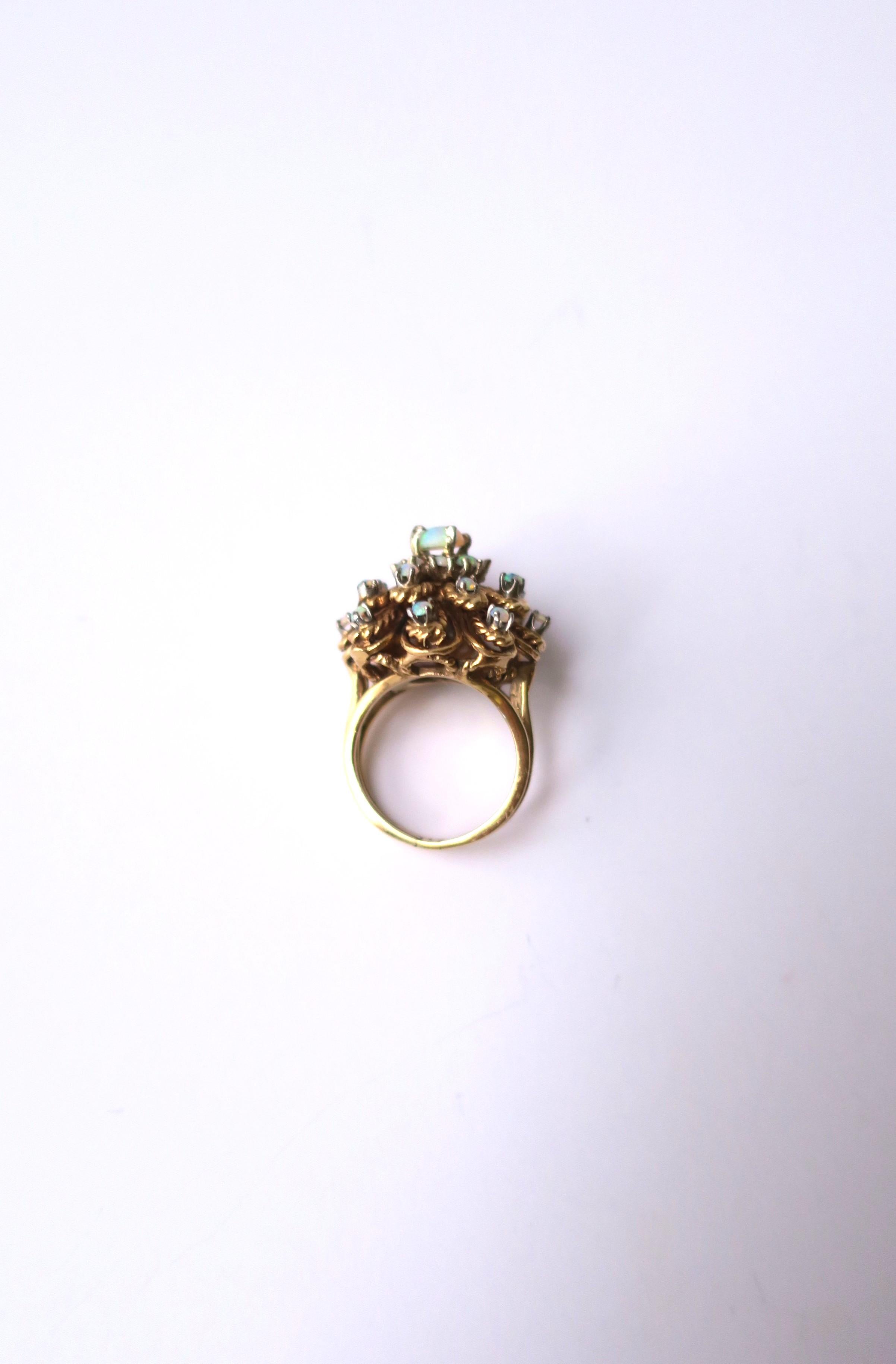 Opal- und Gold-Cluster-Cocktailring im Angebot 4