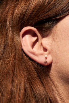 Barbell-Ohrstecker aus 9 Karat Gold mit Opal und Topas
