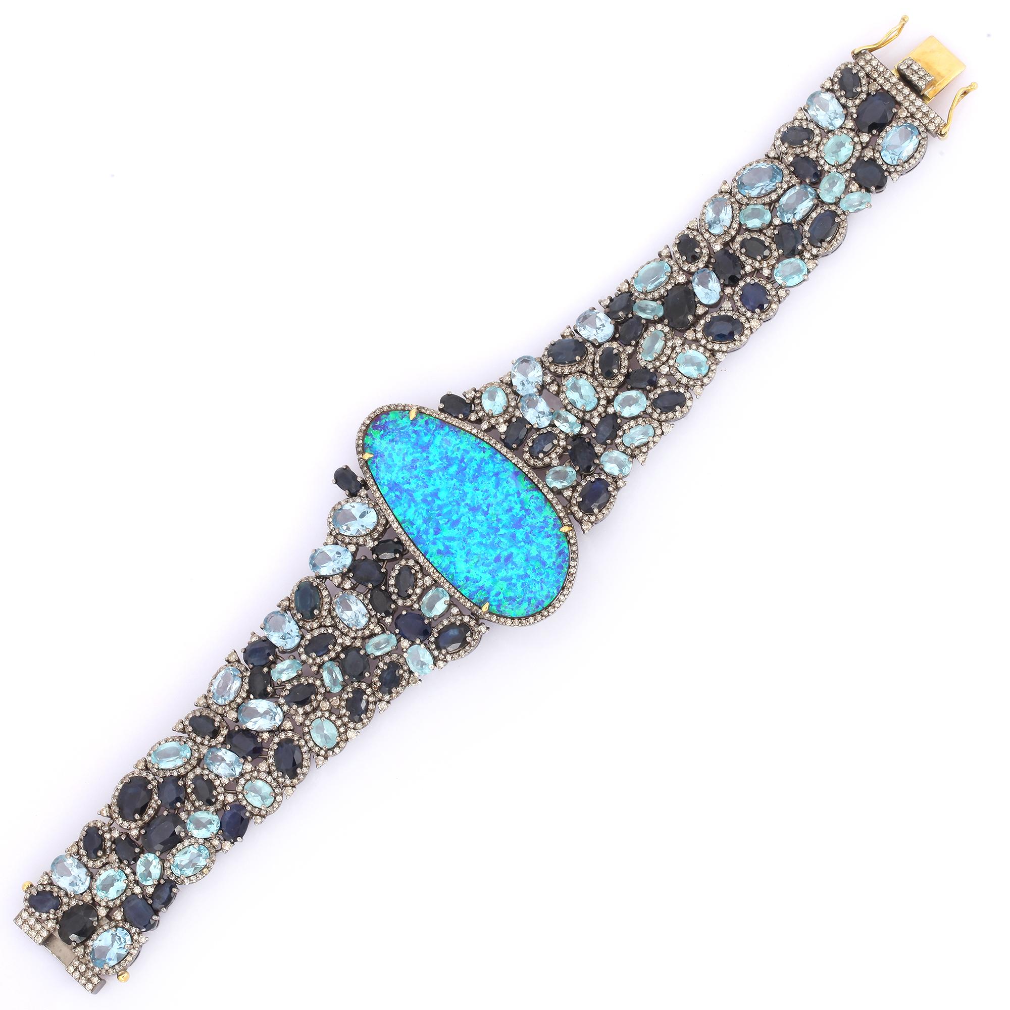 Manschettenarmband mit Opal, Aquamarin, blauem Saphir und Diamant (Kunsthandwerker*in) im Angebot