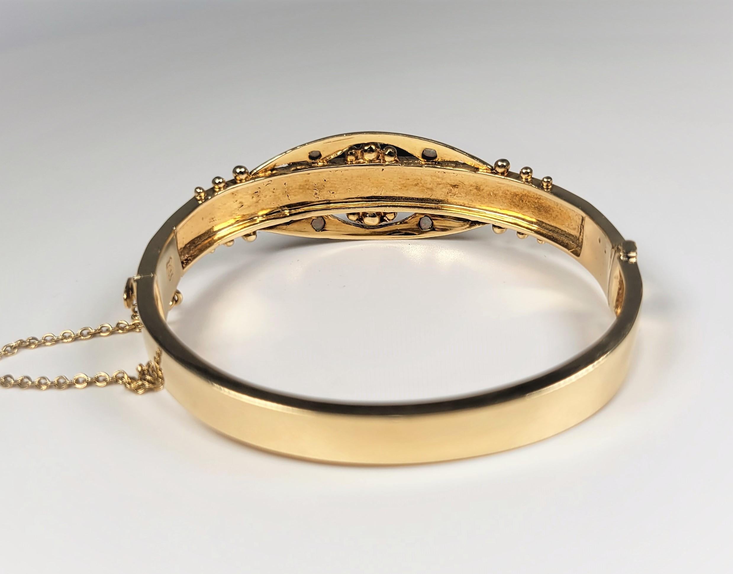 Bangle con opale in oro 14 carati In condizioni buone in vendita a Dallas, TX
