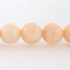 Opal beads bracelet and 18k gold lock with brilliant cut diamonds up to 1.84ct