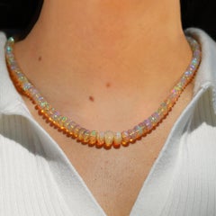 Collana di perline di opale da 75 carati con chiusura a moschettone per orologi antichi