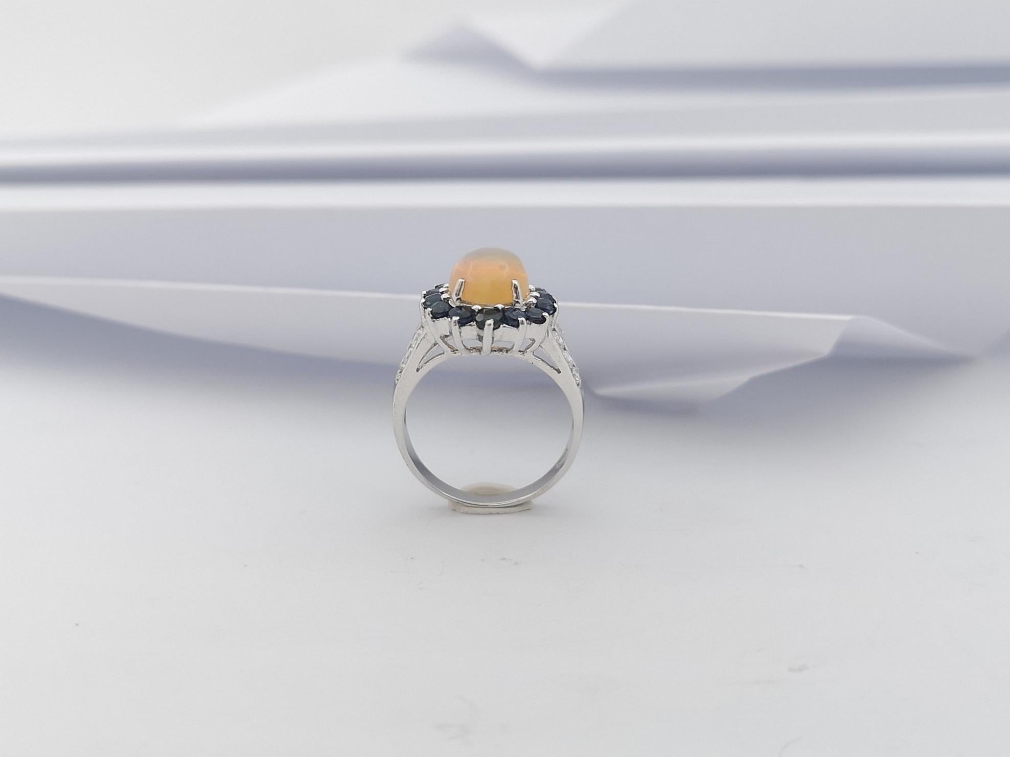 Opal, blauer Saphir mit kubischem Zirkon in Silberfassung, Ring im Angebot 7