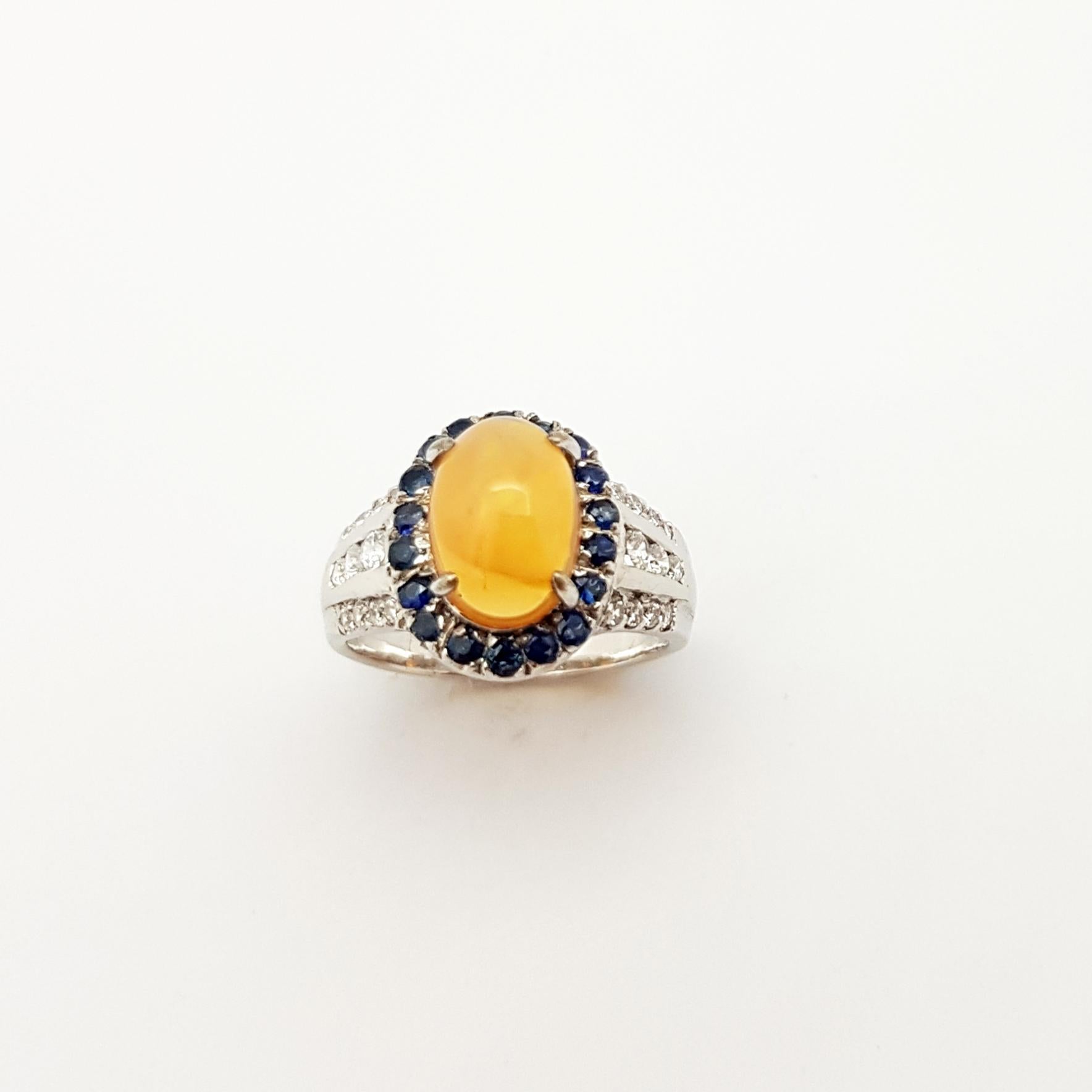 Ring mit Opal, blauem Saphir und kubischem Zirkon in Silberfassung im Angebot 10