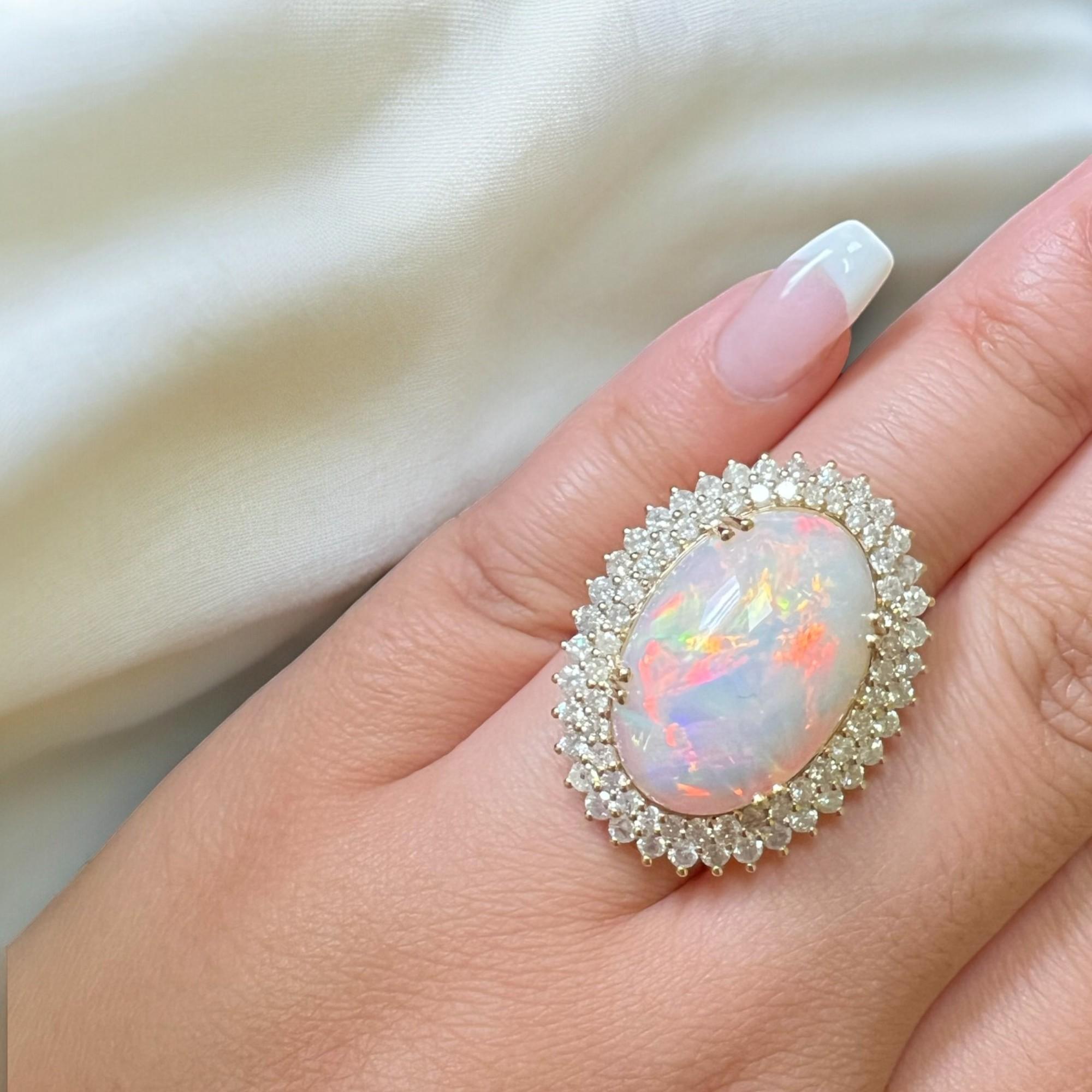 Statement-Ring mit Opal, Cabochon und Diamant im Angebot 1