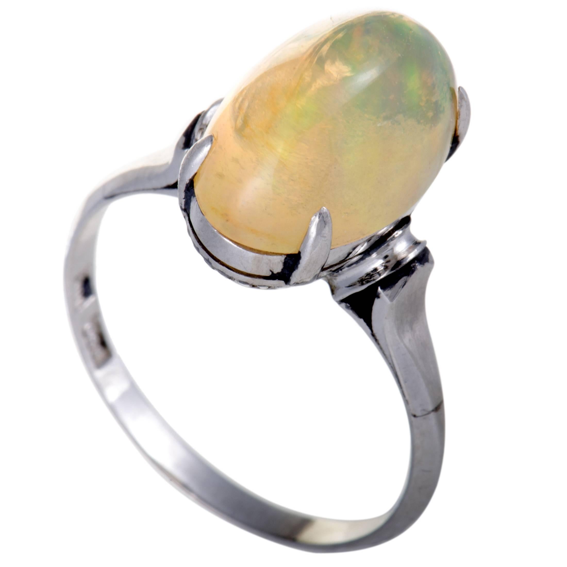 Opal Cabochon Platinum Ring