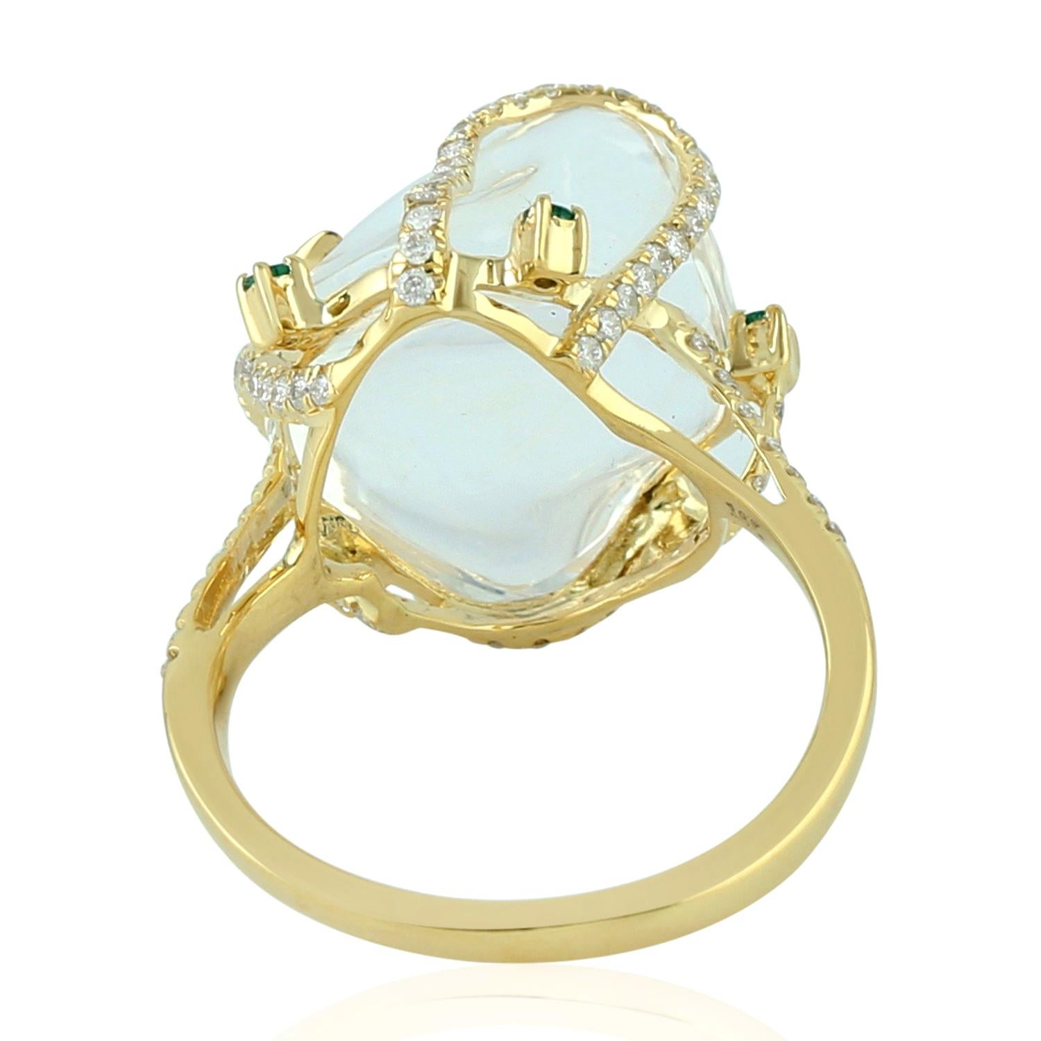 Opal-Cocktailring mit Smaragd und Diamanten aus 18 Karat Gelbgold (Kunsthandwerker*in)