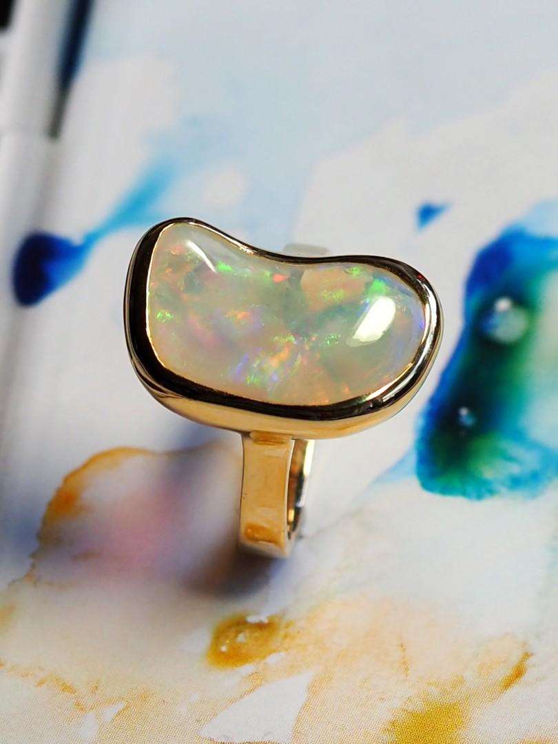 Opal Gold Ring Salvador Dali Style Jewelry Natural Iridescent Stone For Sale 3