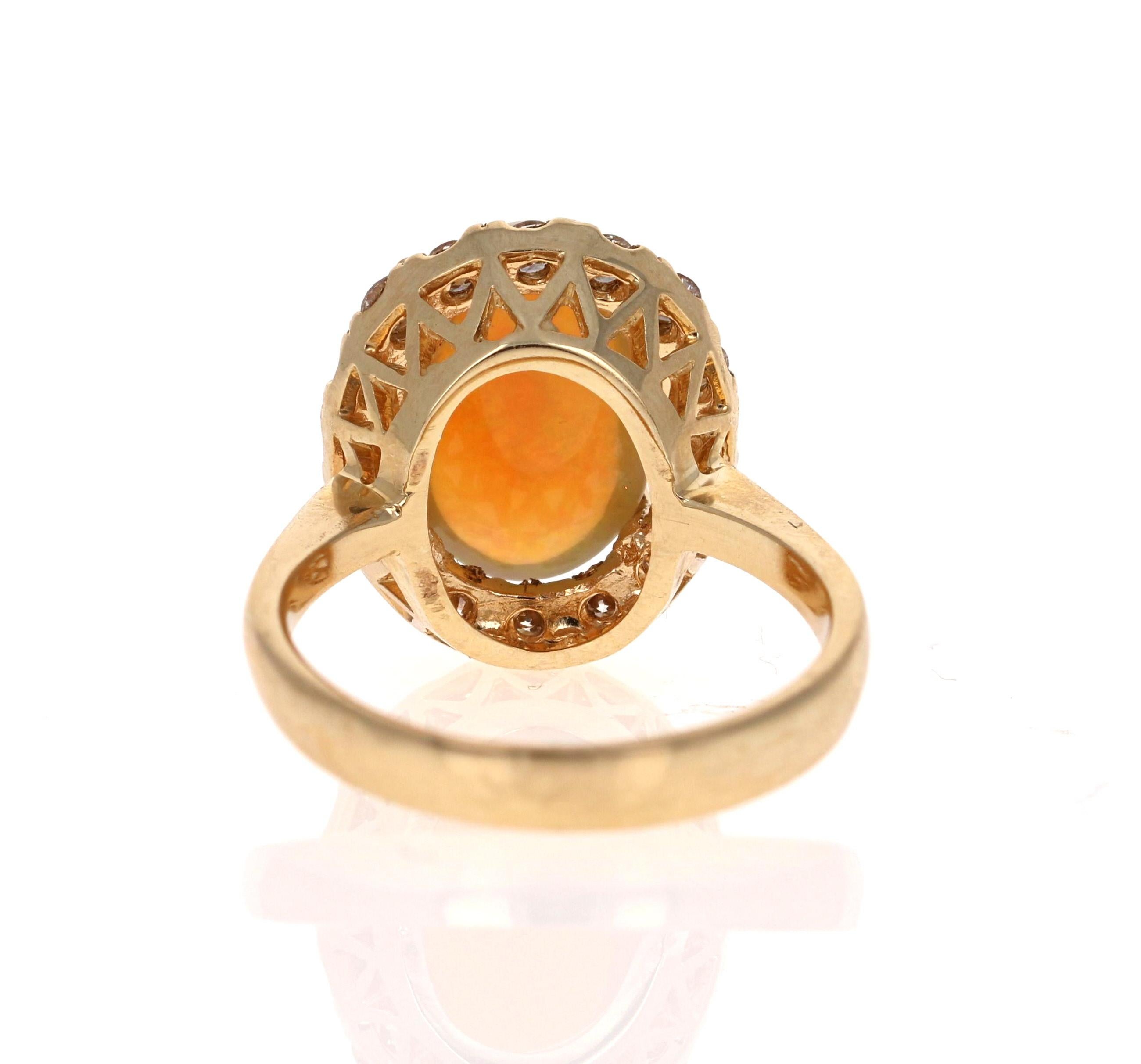 Opal Diamant 14 Karat Gelbgold Halo-Ring (Ovalschliff) im Angebot
