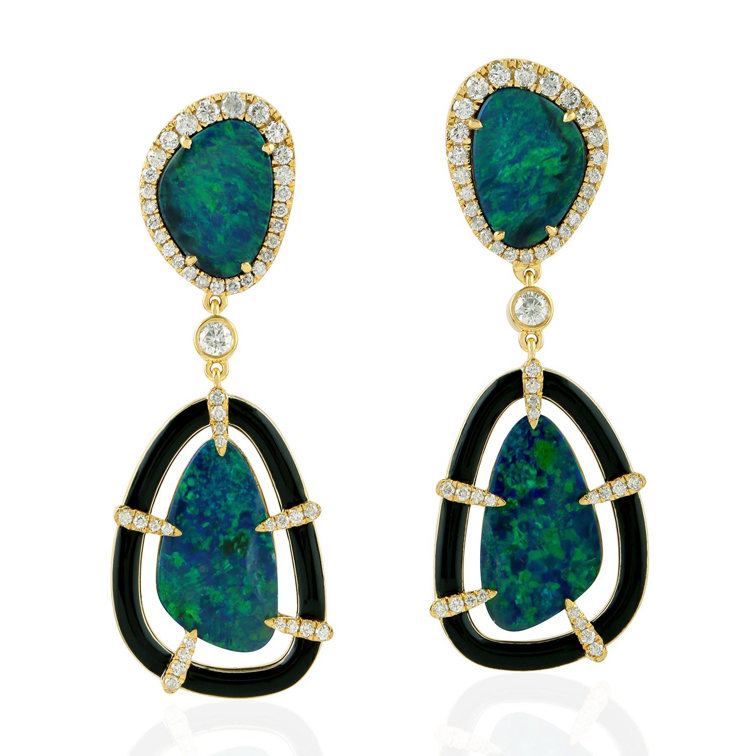 Ohrringe mit Opal und Diamant aus 18 Karat Gold (Einfacher Schliff) im Angebot