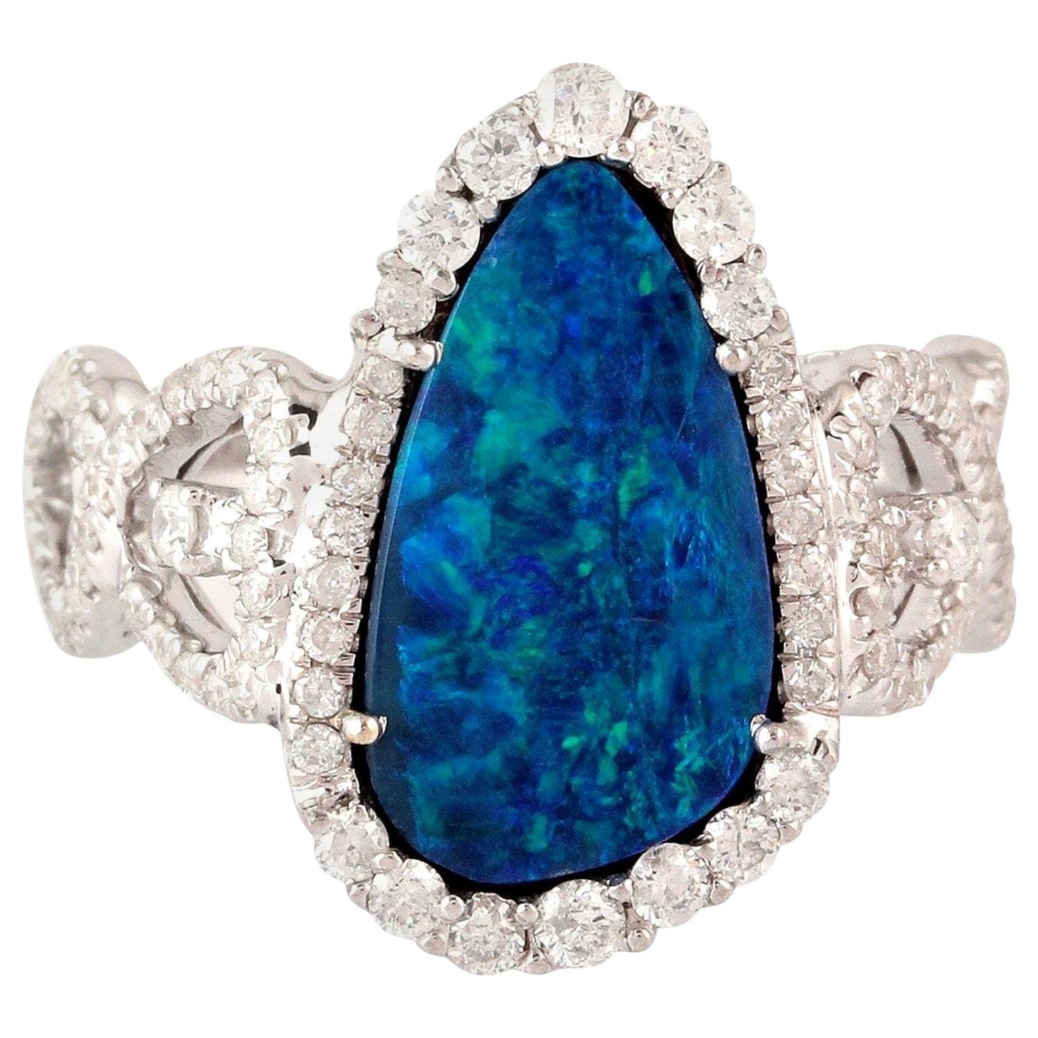 For Sale:  Opal Diamond 18 Karat Gold Ring