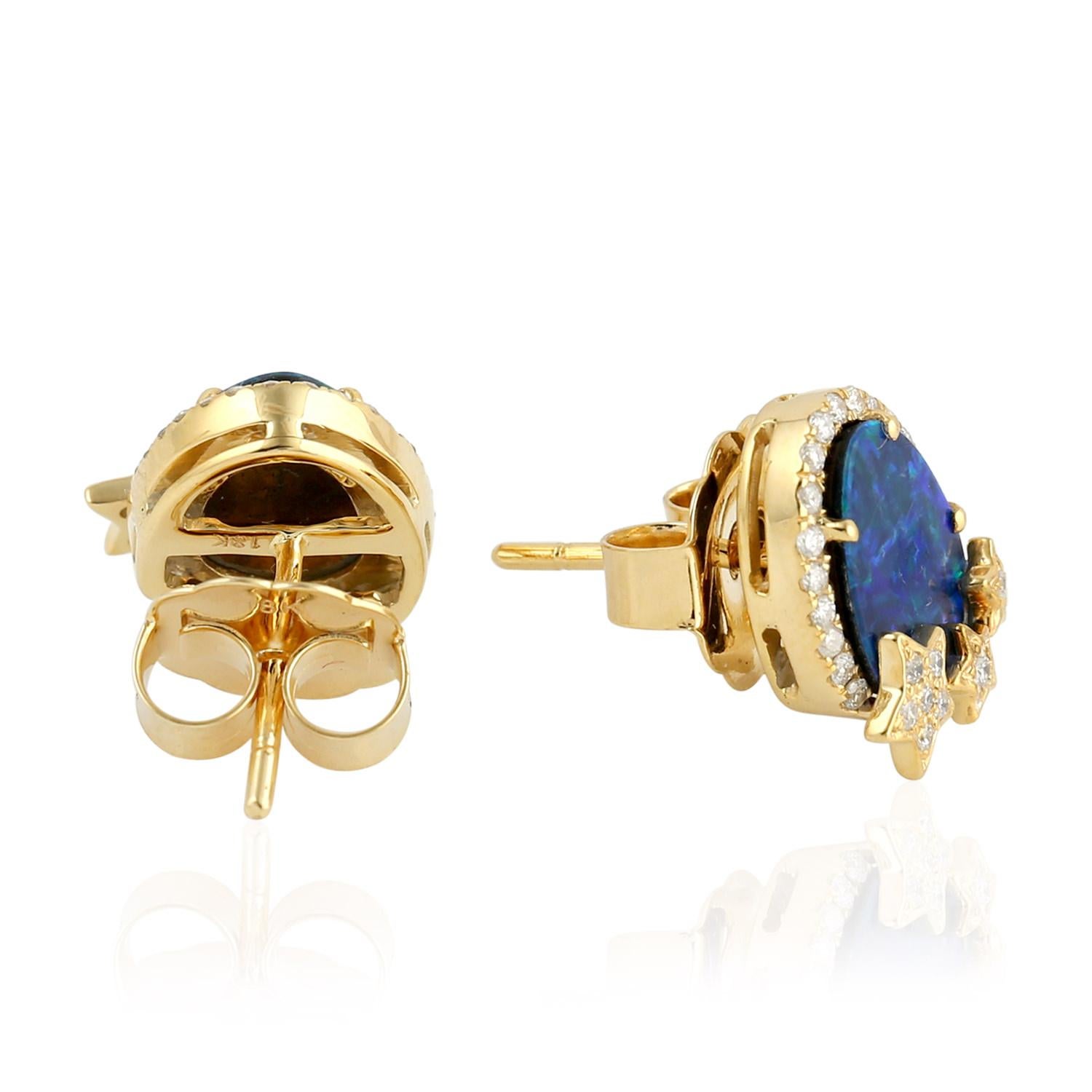 Contemporary Opal Diamond 18 Karat Gold Star Stud Earrings For Sale
