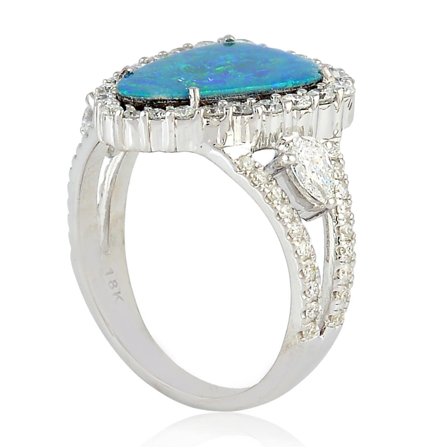 For Sale:  Opal Diamond 18 Karat White Gold Ring 3