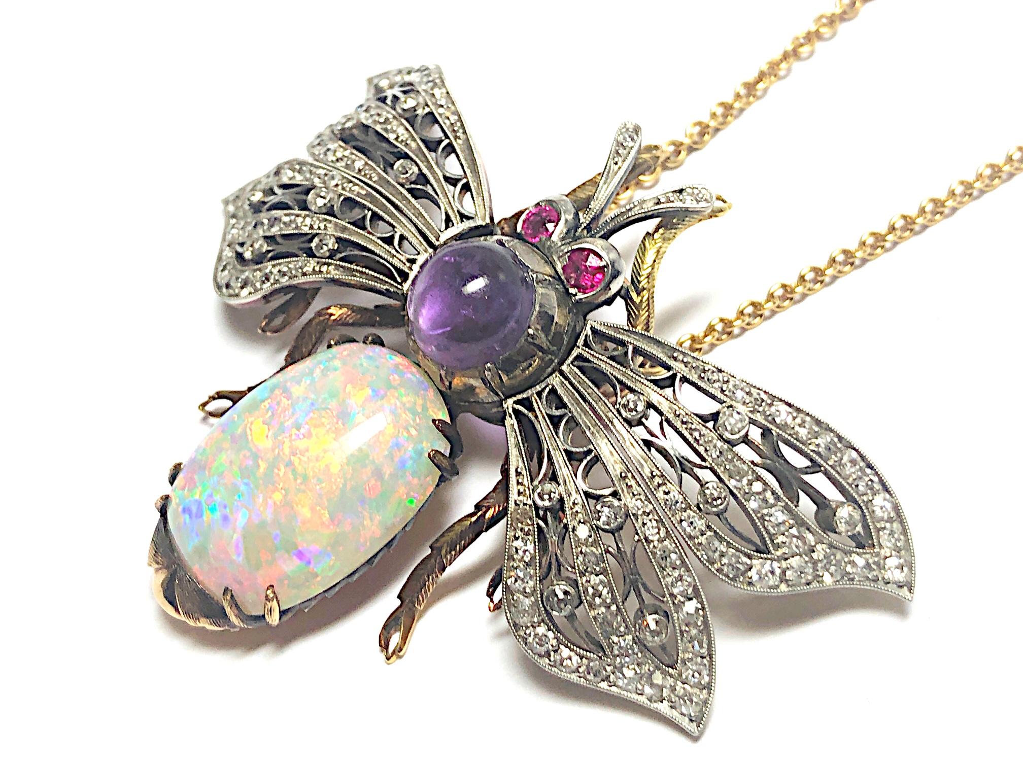 Opal, Diamond and Amethyst Bee Pendant In Good Condition For Sale In London, GB