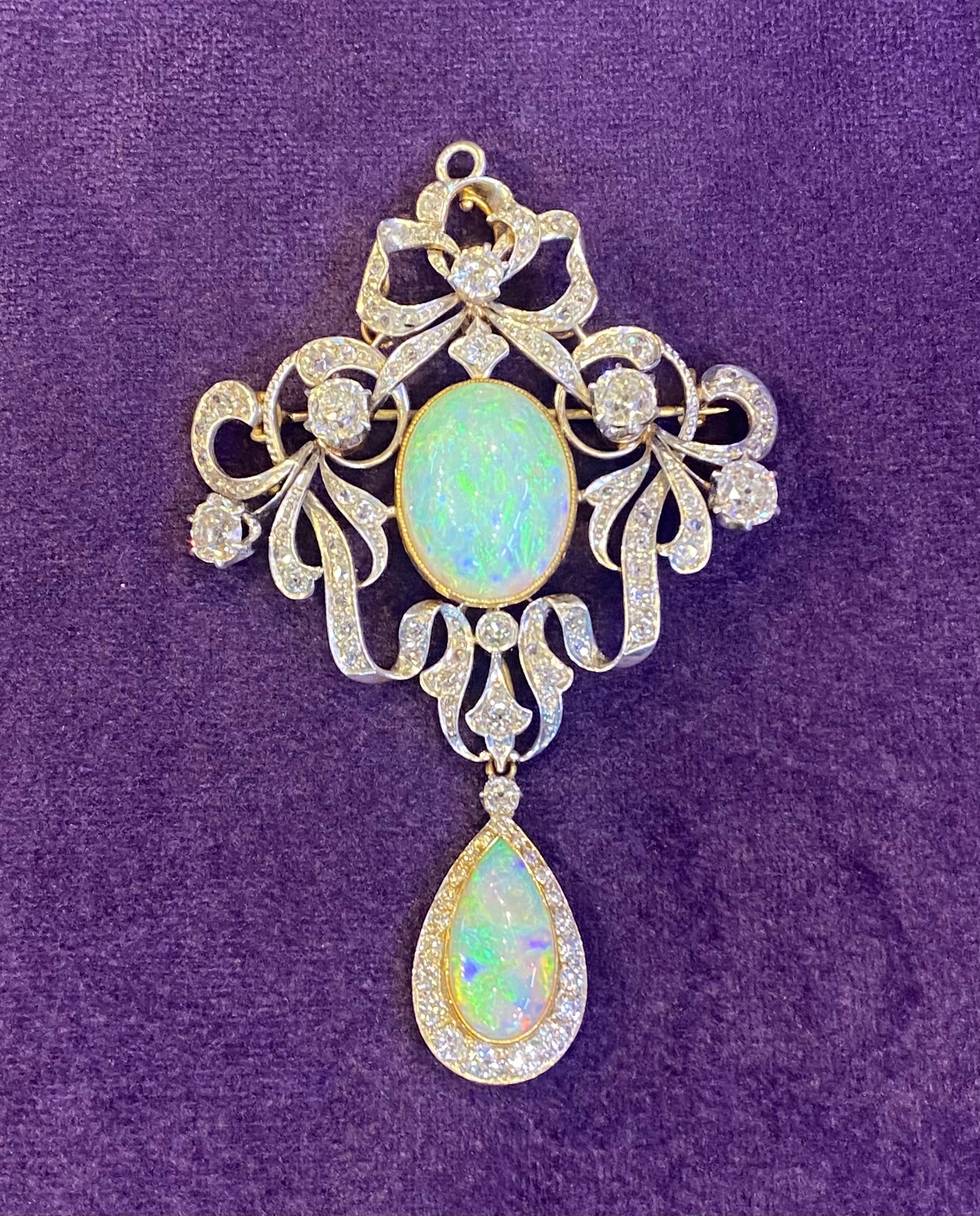 Opal & Diamond Brooch In Excellent Condition For Sale In New York, NY