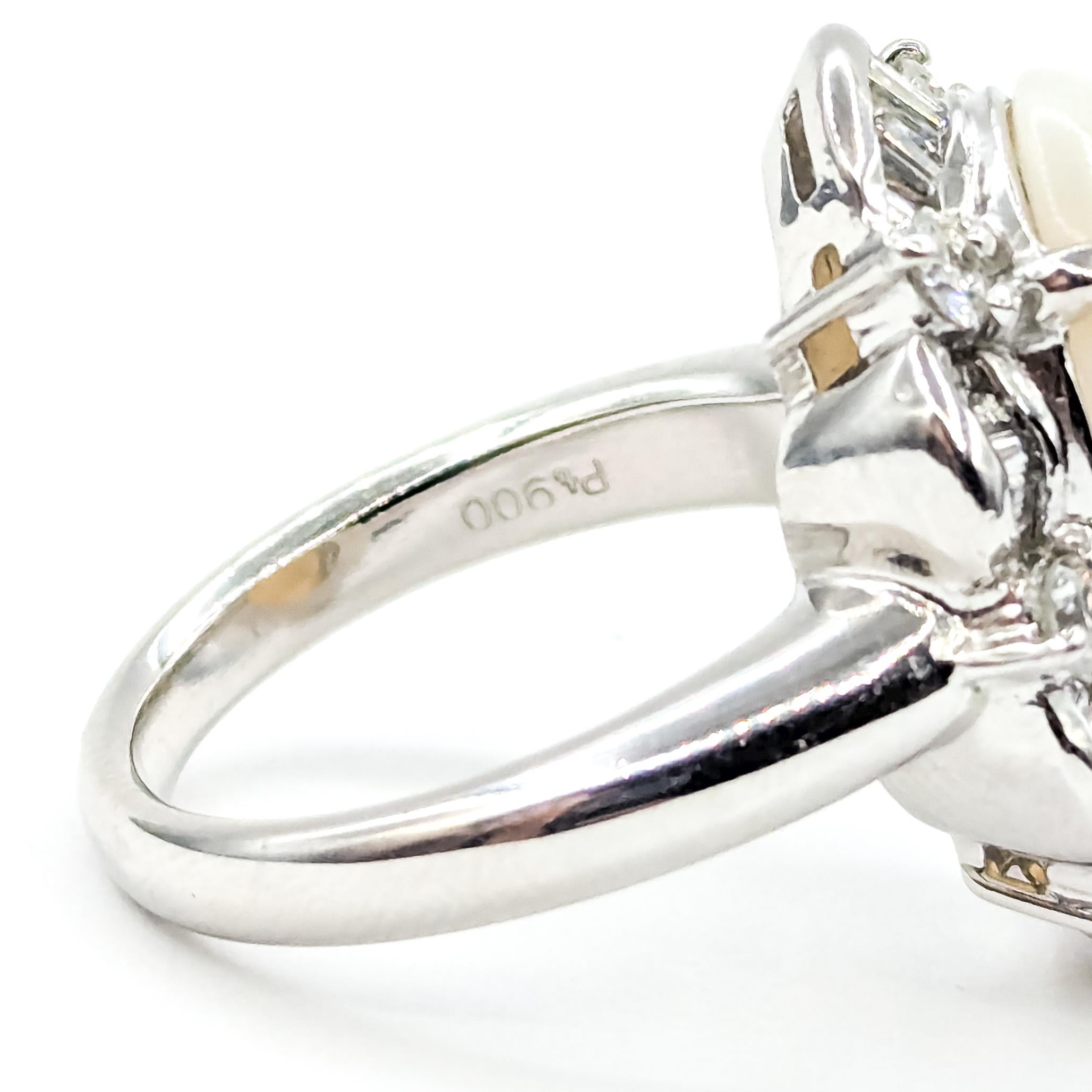 Anillo Cóctel Ópalo y Diamantes en Platino en venta 3