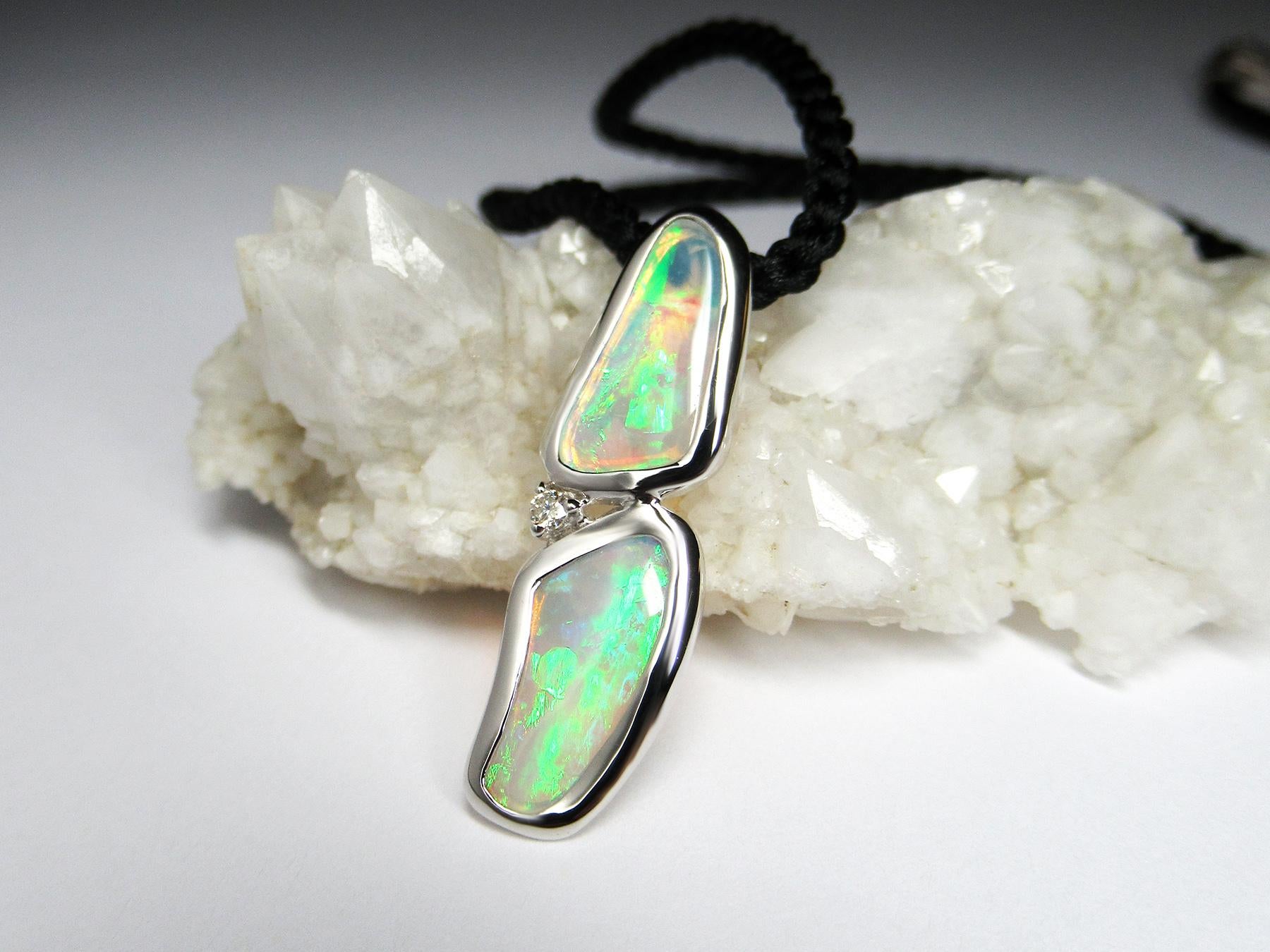 Artigiano Opale Diamante Ciondolo d'oro Cristallo australiano naturale Collana opale regalo moglie arte in vendita