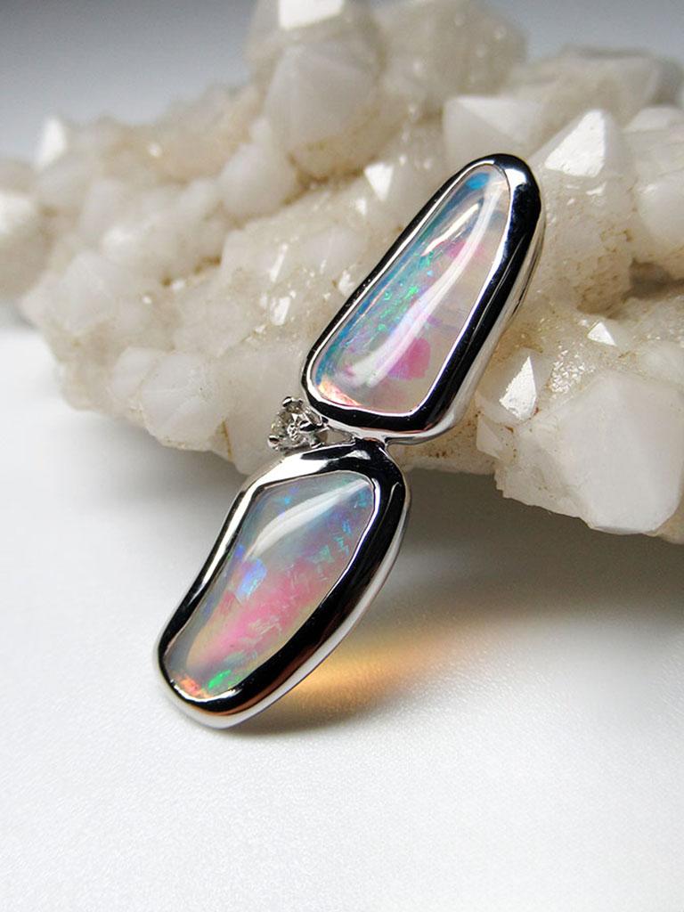 Taille cabochon Opale Diamant Pendentif Or Naturelle Australienne Blanc Nacré en vente