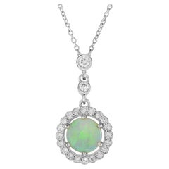 Collana con ciondolo in oro bianco in stile vintage con opale e diamanti a raggiera