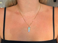 Opal-Diamant-Halskette aus 18-karätigem Gelbgold