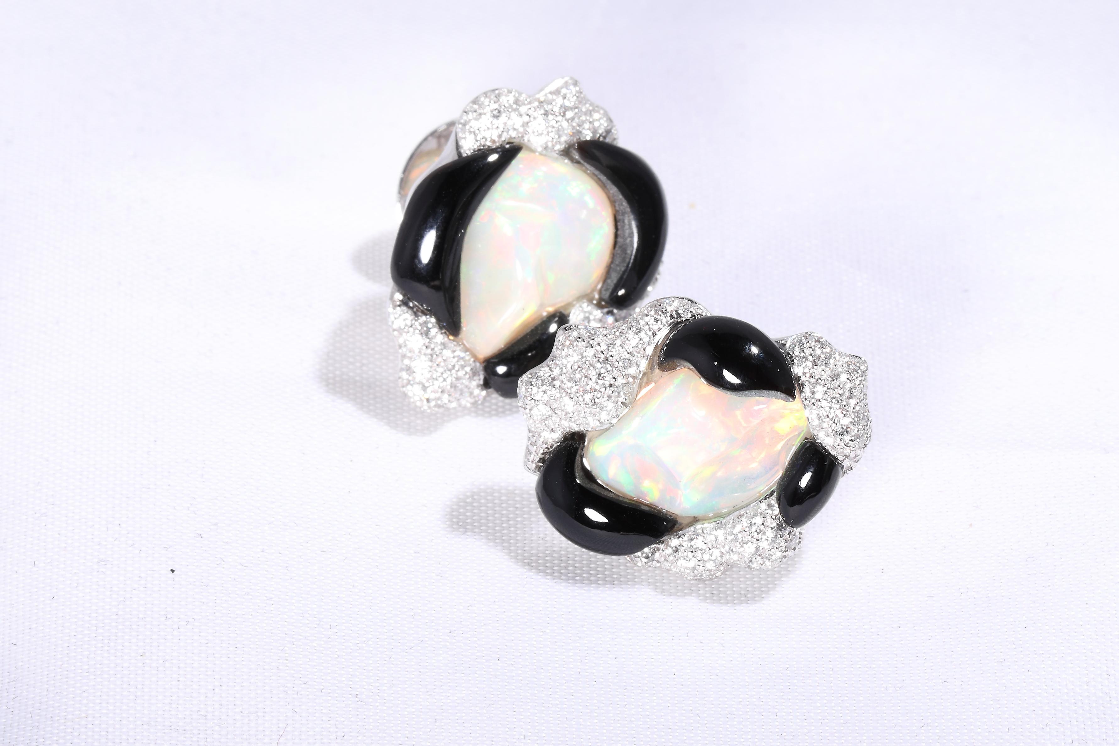 Opal-Diamant-Onyx-Ohrringe im Zustand „Neu“ im Angebot in Bad Kissingen, DE