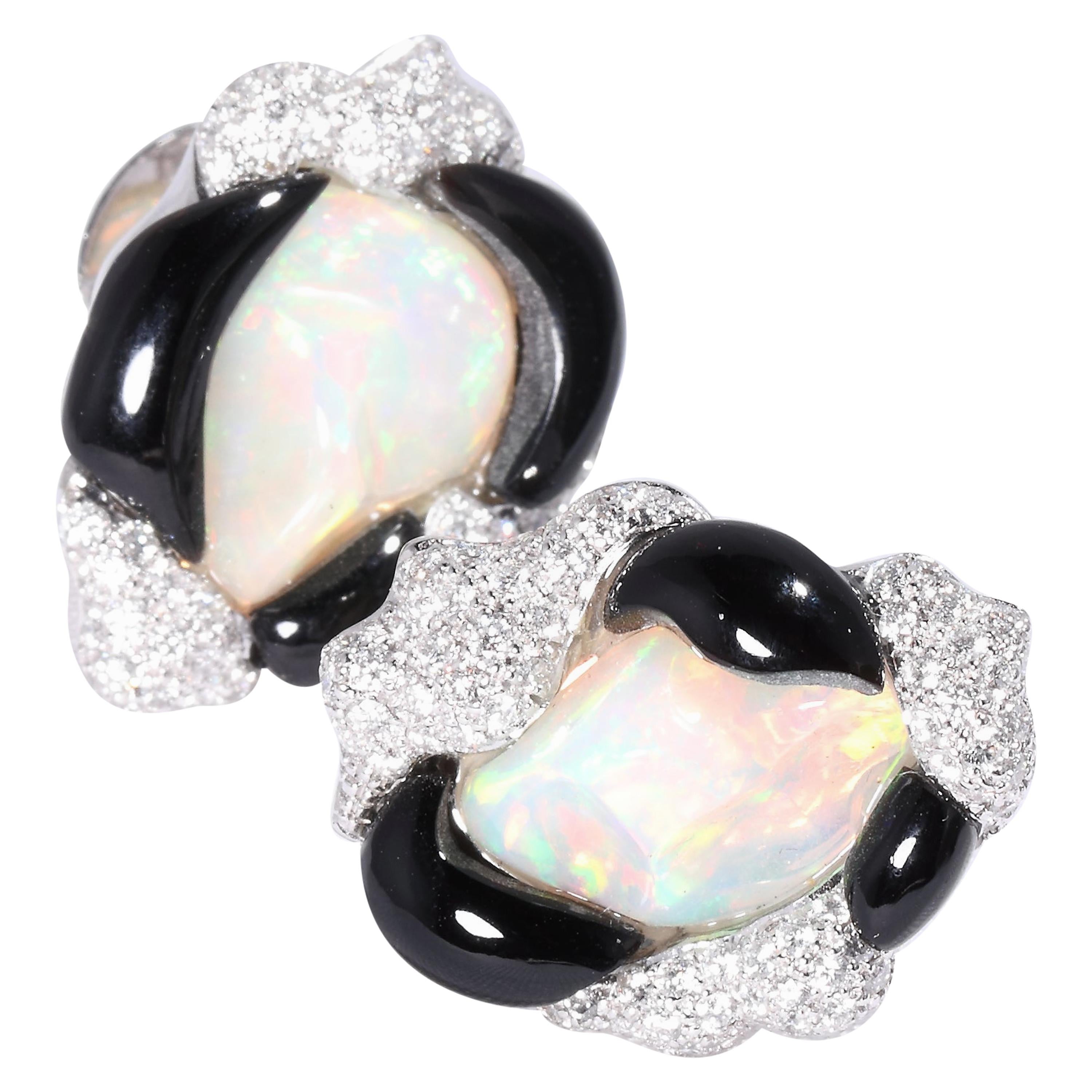 Boucles d'oreilles en opale, diamants et onyx