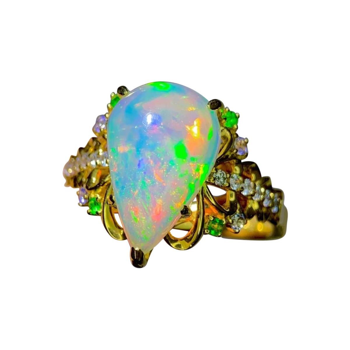 Opal Diamond Ring 18K Yellow Gold For Sale