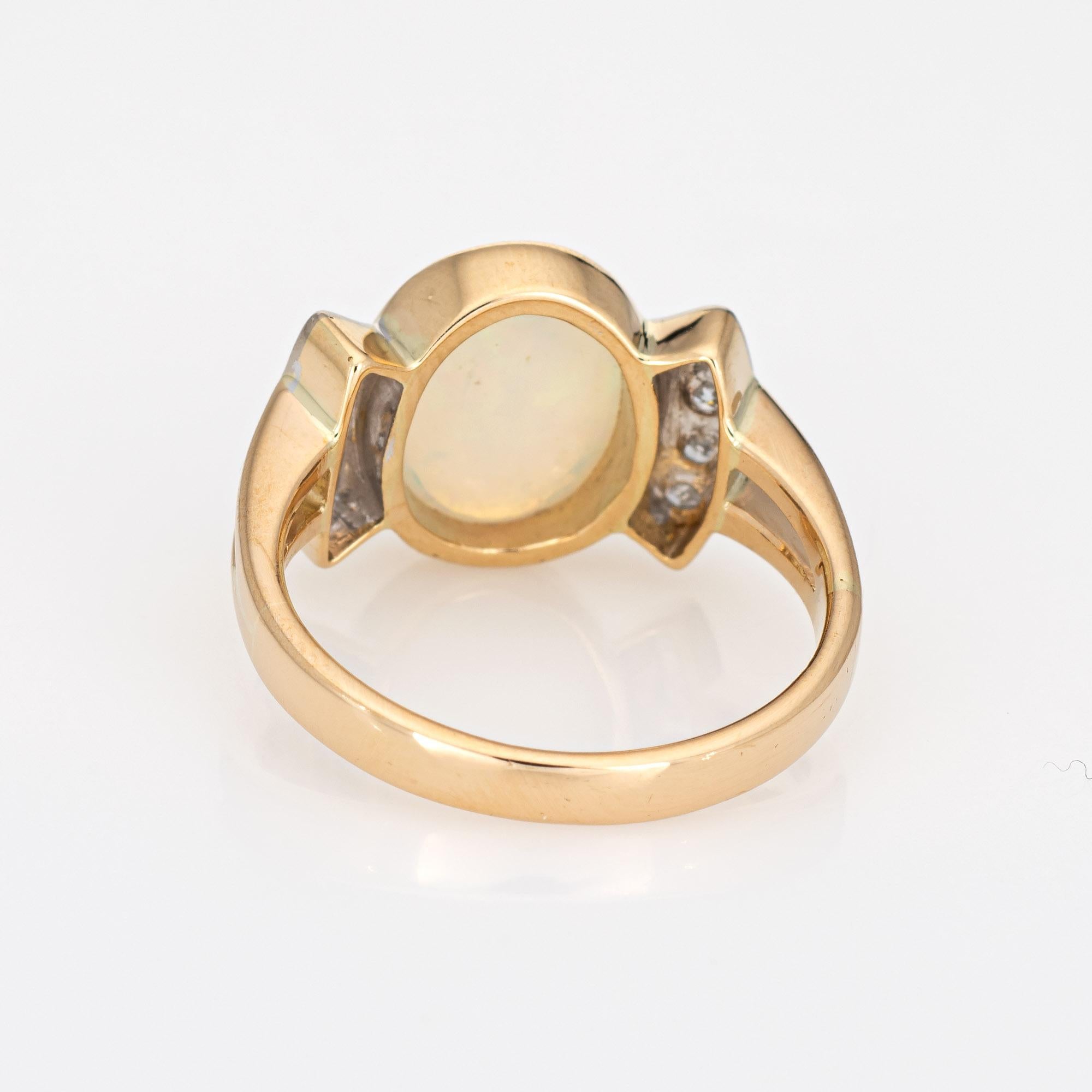 Opal Diamond Ring Vintage 14 Karat Yellow Gold Natural Oval Cut Estate Jewelry In Good Condition In Torrance, CA