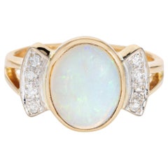 Opal Diamond Ring Vintage 14 Karat Yellow Gold Natural Oval Cut Estate Jewelry