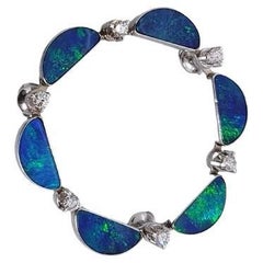 Spilla in oro bianco con diamante opale del Prof. Friedrich Becker