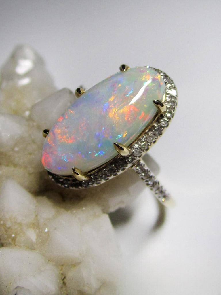 Opal Diamonds Gold Ring Precious Australian Gemstone Marilyn Monroe Style Ring For Sale 4