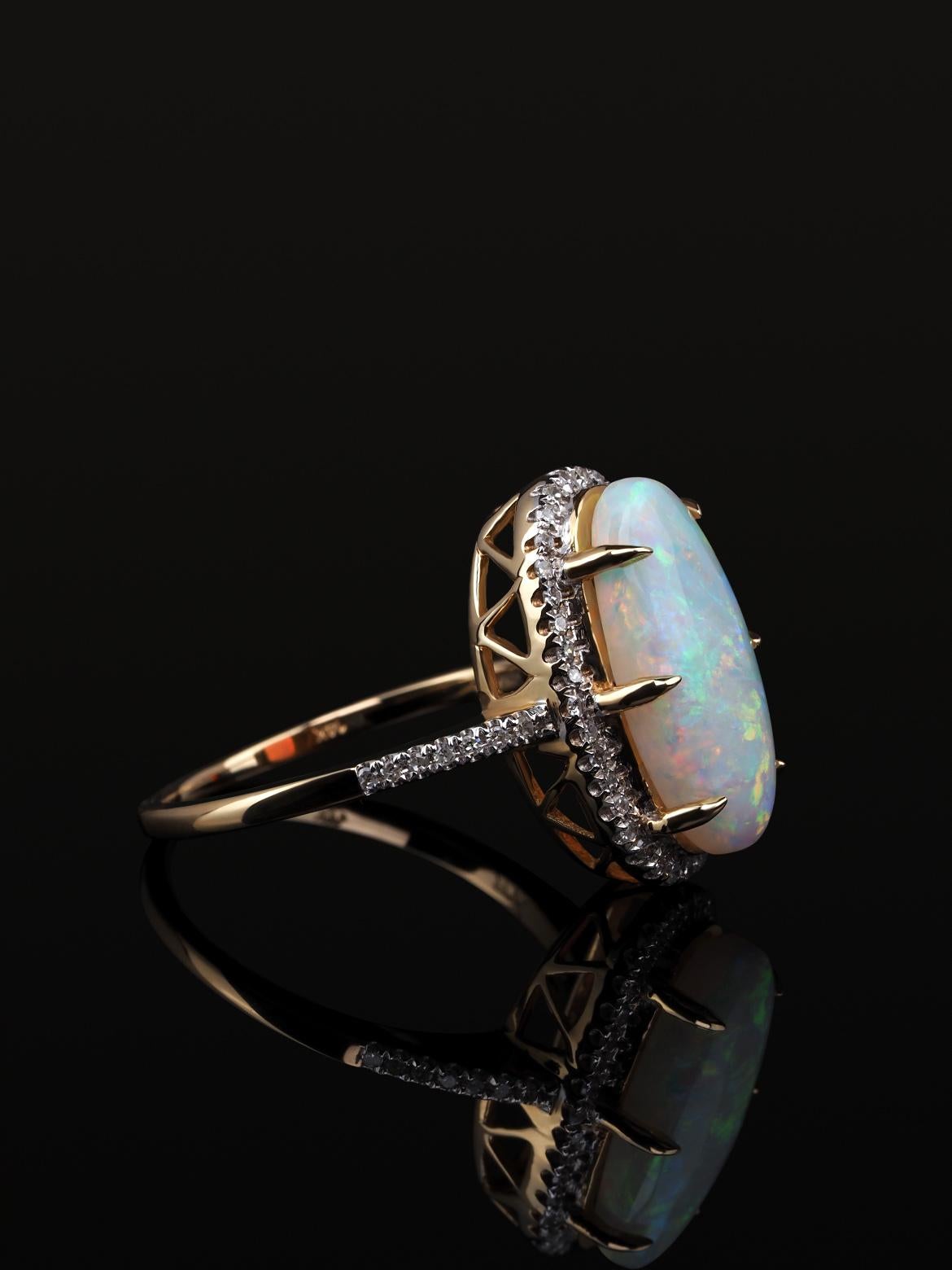 Art Deco Opal Diamonds Gold Ring Precious Australian Gemstone Marilyn Monroe Style Ring For Sale