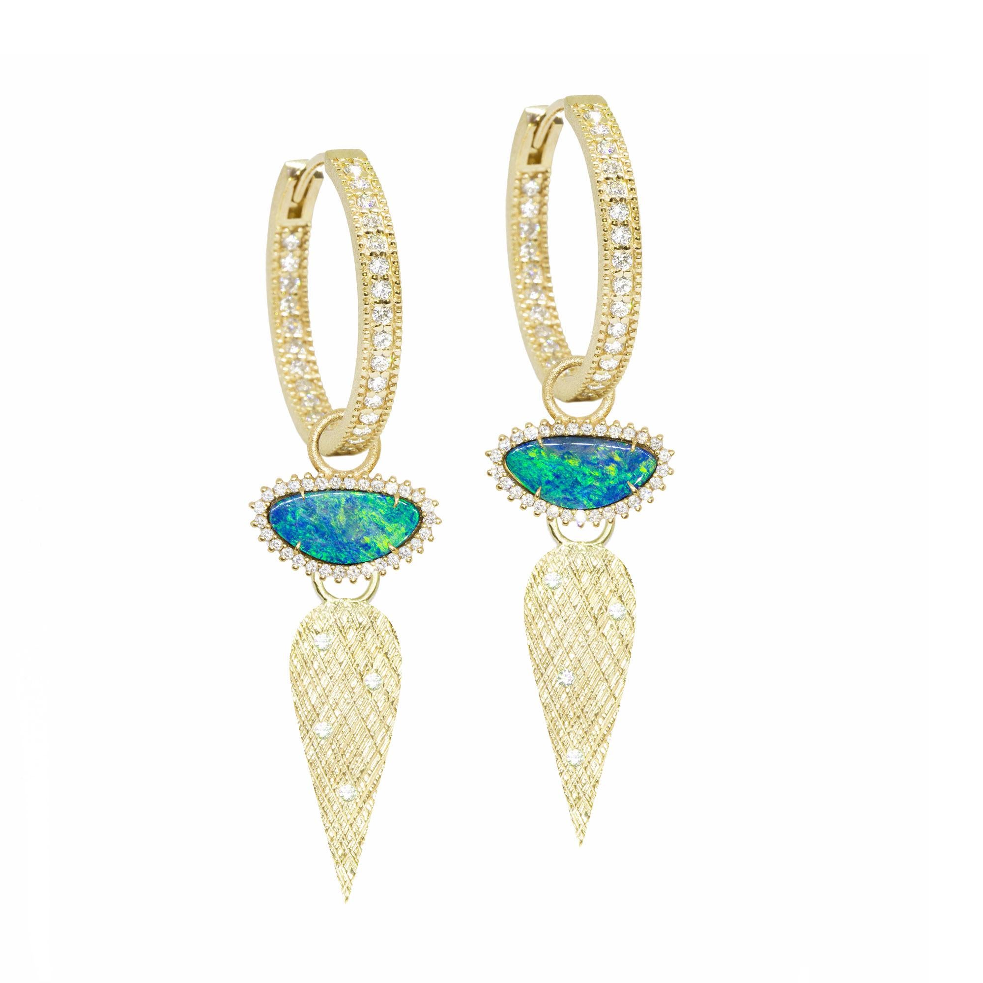 The perfect everyday style, especially when you want a subtle pop of color, the Angel Wings 20mm Gold Charms scatter diamonds on a rich gold background detailed with a feather-like crosshatch pattern. Add a touch of color with doublet opal diamond