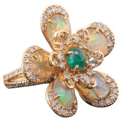 Bague cocktail à fleurs en or 18 carats, opale, émeraude et diamants