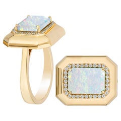 Anillo Ópalo Corte Esmeralda Con Diamantes En Oro Amarillo De 18K