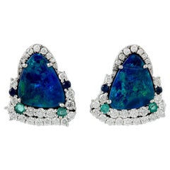 Clous d'oreilles en or 18 carats avec opale, émeraude et diamant