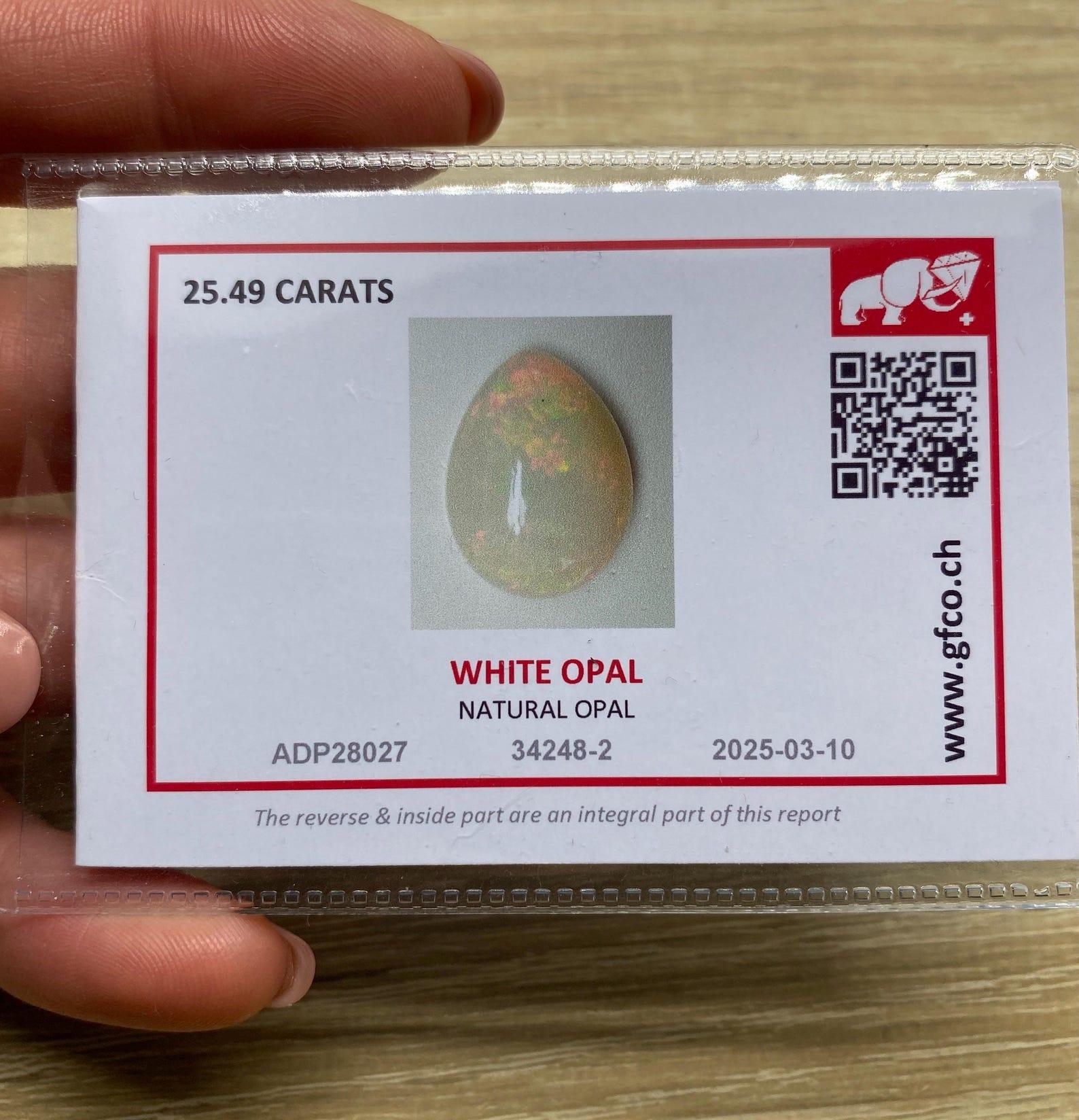 Opal Äthiopien 25,49Ct natürlichen Edelstein, Oval Cabochon, Äthiopien, GFCO zertifiziert im Zustand „Neu“ im Angebot in Daugavpils, LV