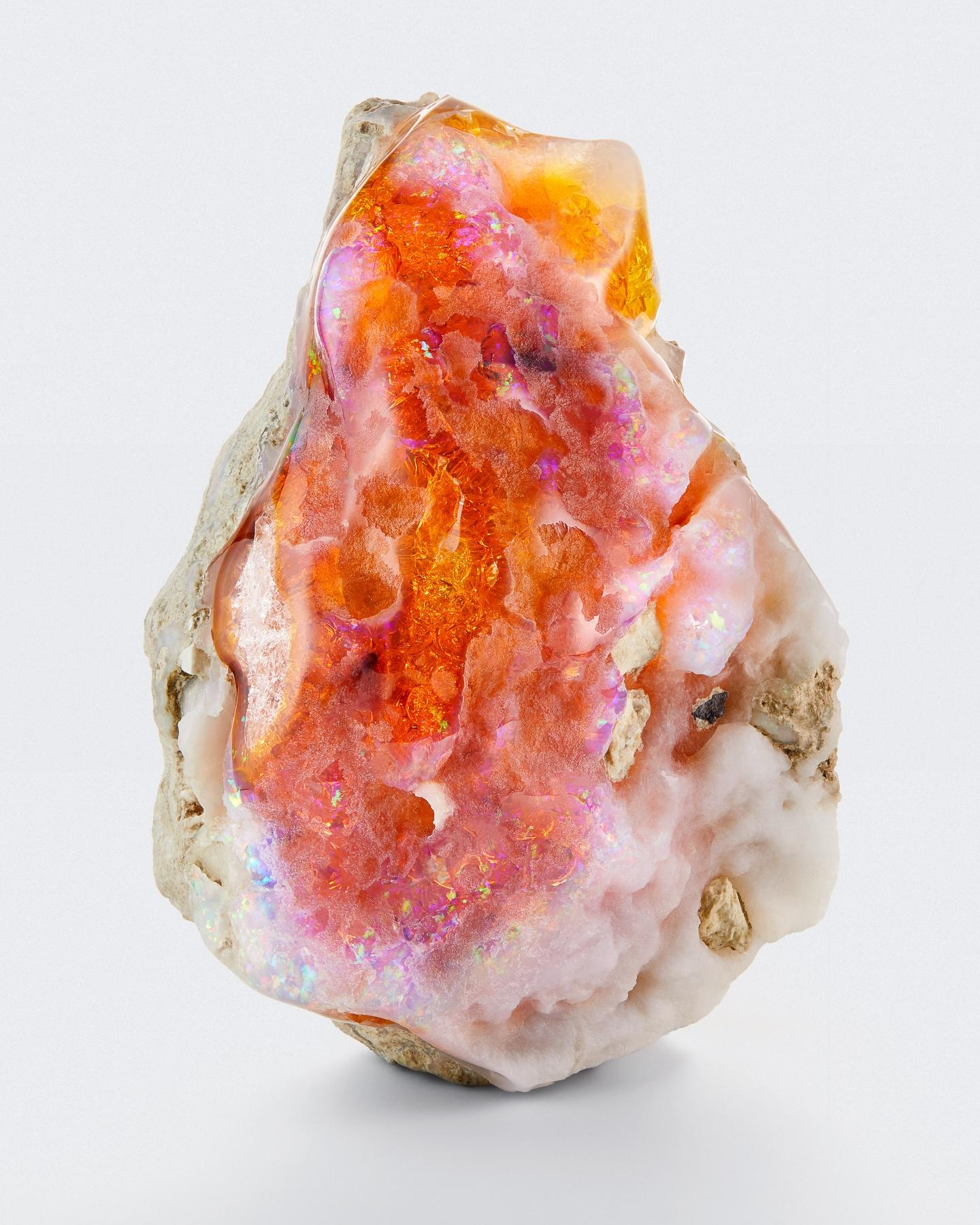 Opal In Good Condition For Sale In New York, NY