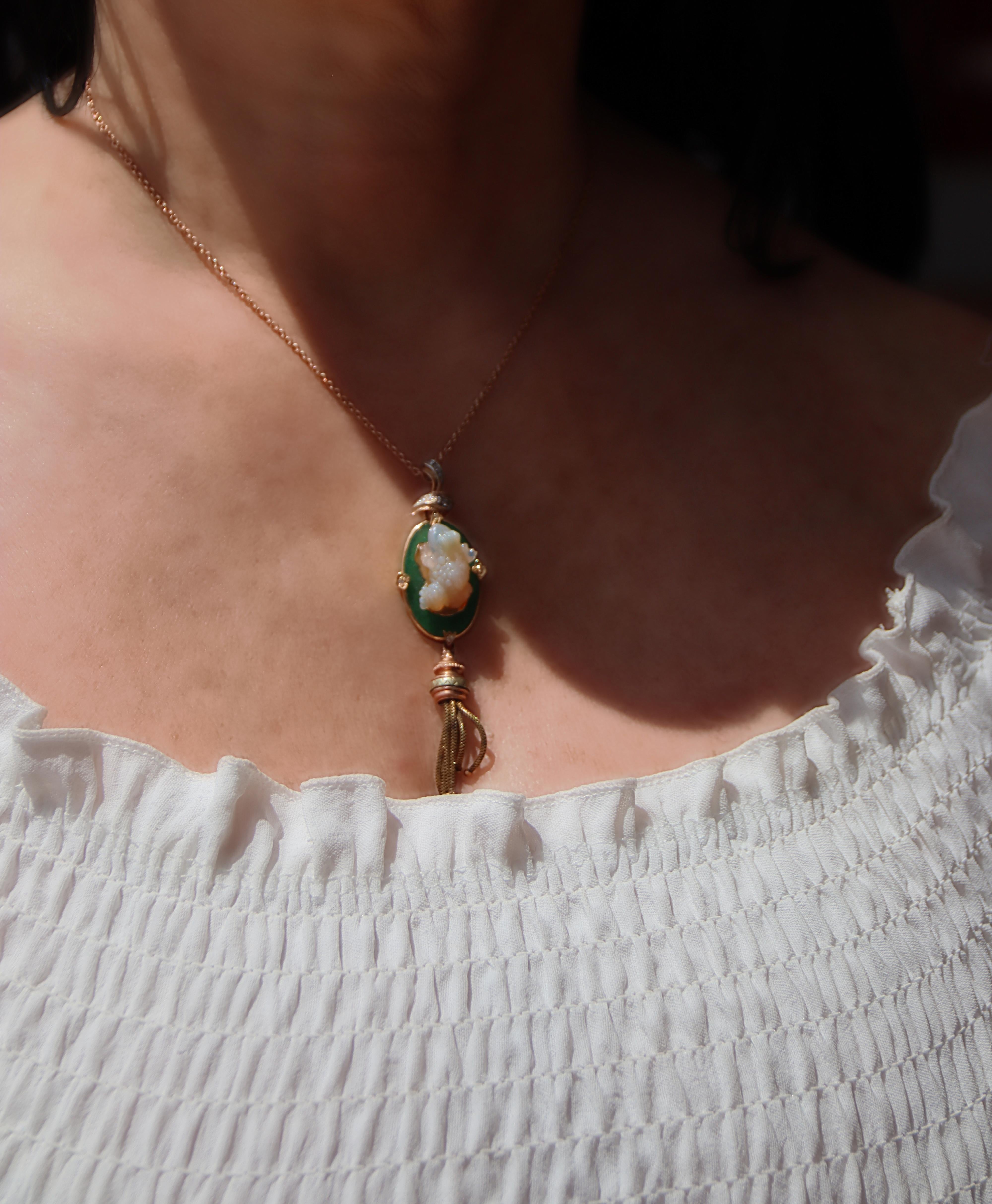 Collier pendentif grenouille en or jaune 18 carats et diamants en vente 2