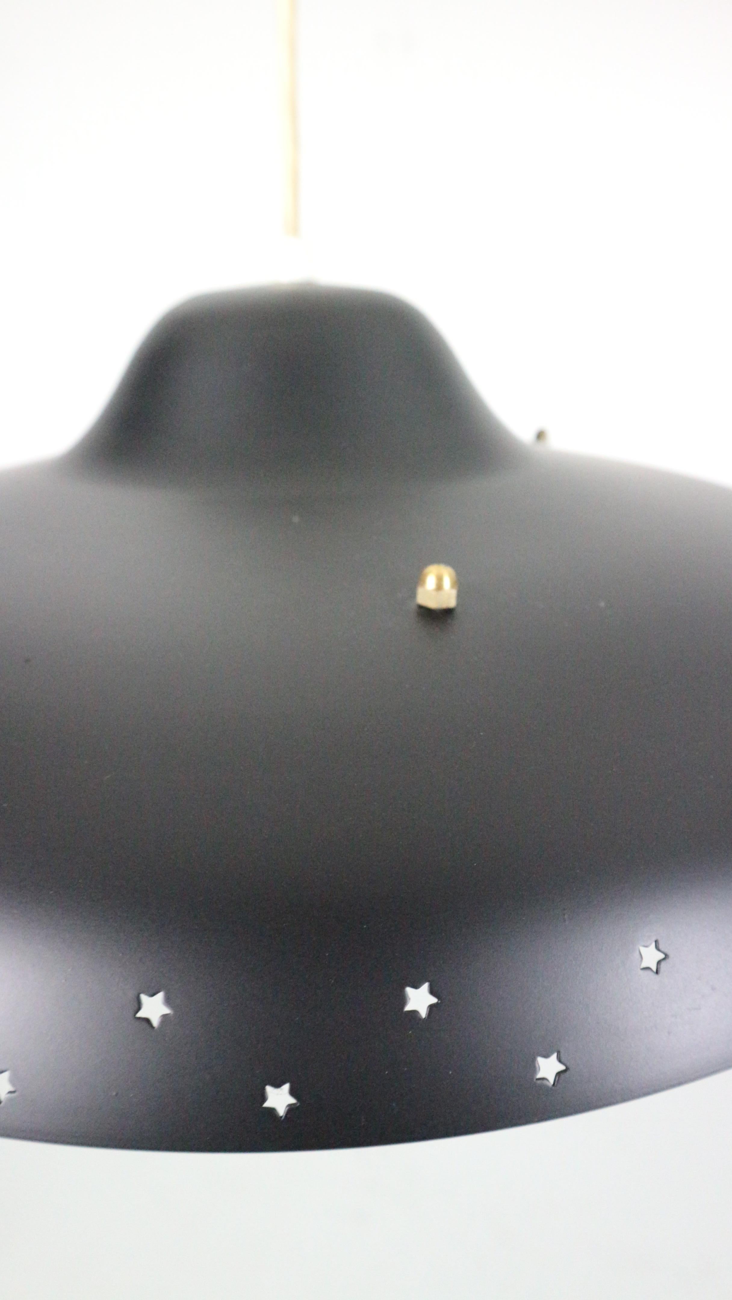 Pendente in vetro opalino Bent Karlby per Lyfa 1950 Danimarca in vendita 10