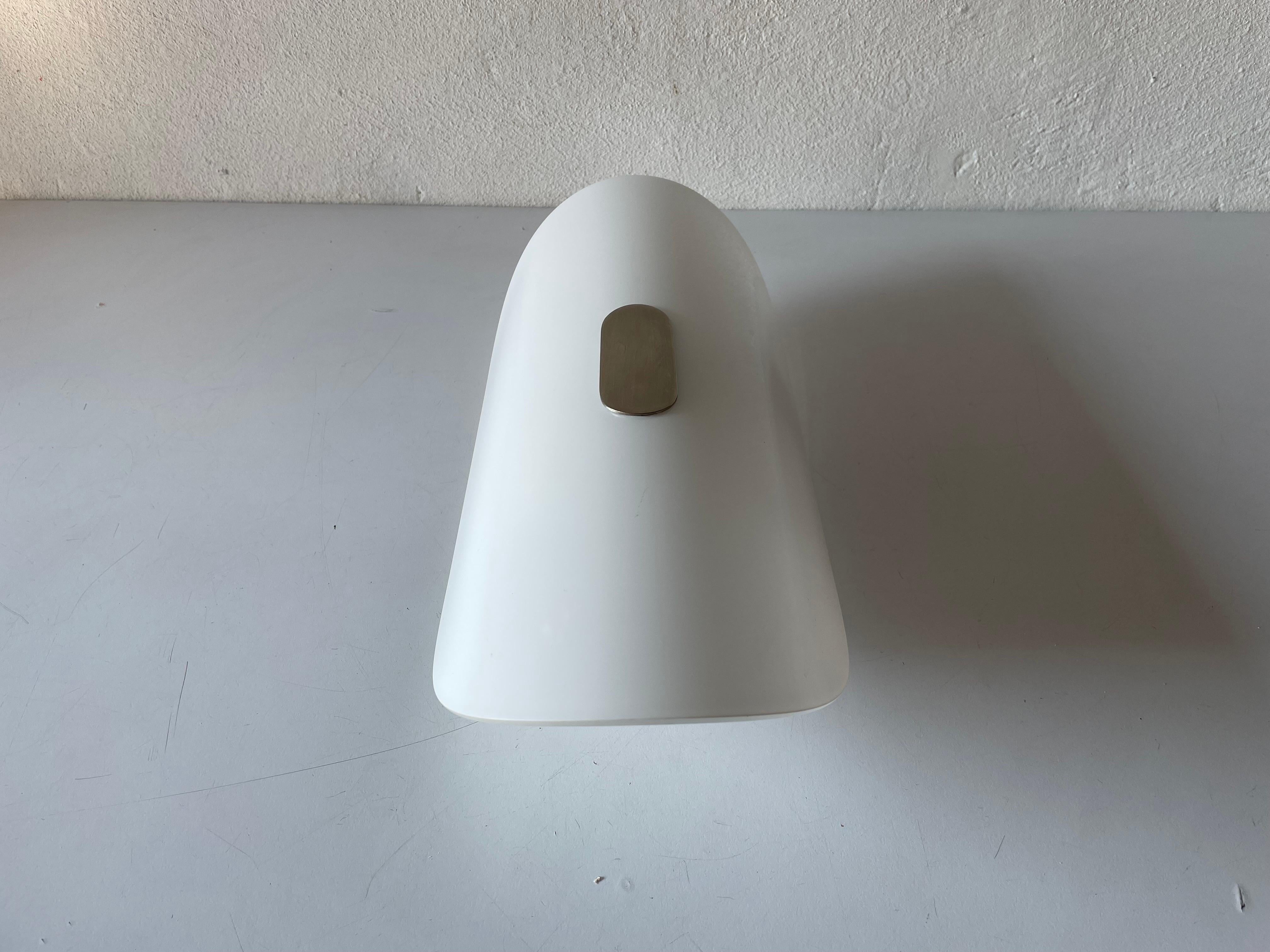 Opal Glass 'Model GEA' Large Single Sconce by Florian Schulz, 1980s Germany
Very rare wall light
Hollywood regency

Very elegant and Minimalist wall lamp

Lamp is in very good condition.
These lamps works with 2x E27 standard light bulbs.