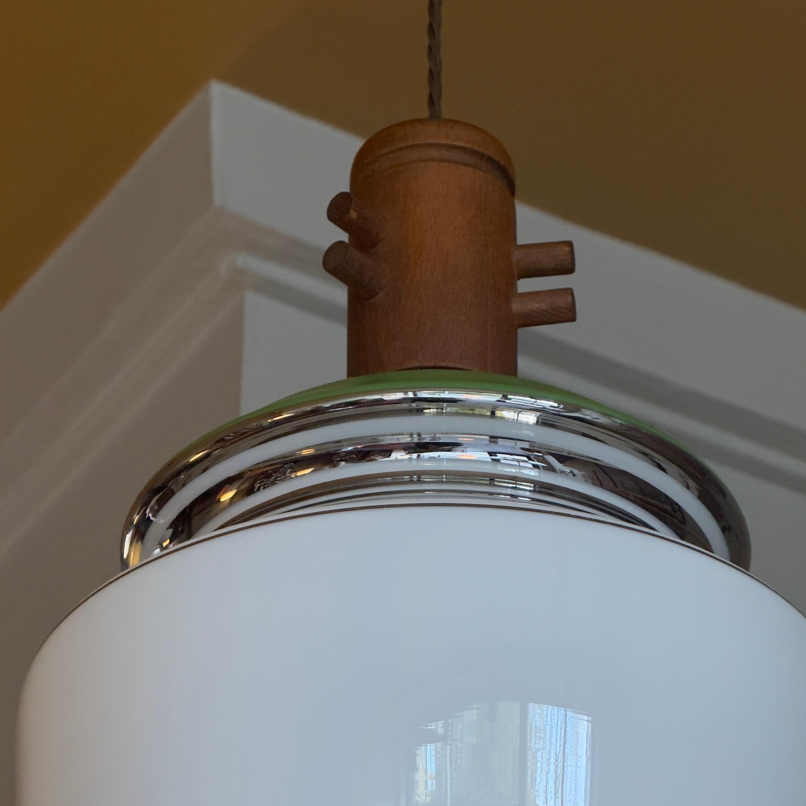 Lampada a sospensione in vetro opalino di LIPTA, anni '60 In condizioni buone in vendita a London, GB