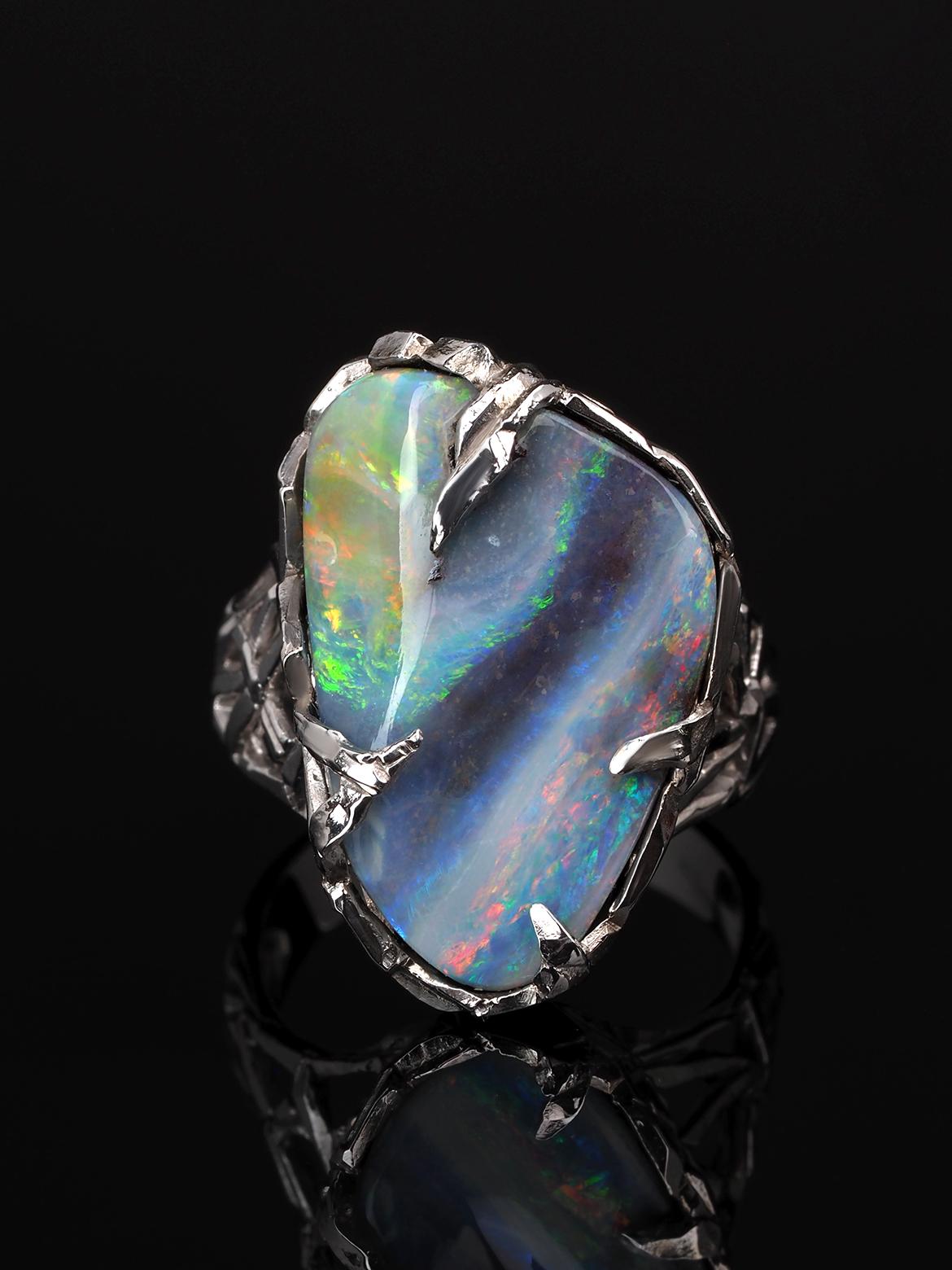 band or boulder ring